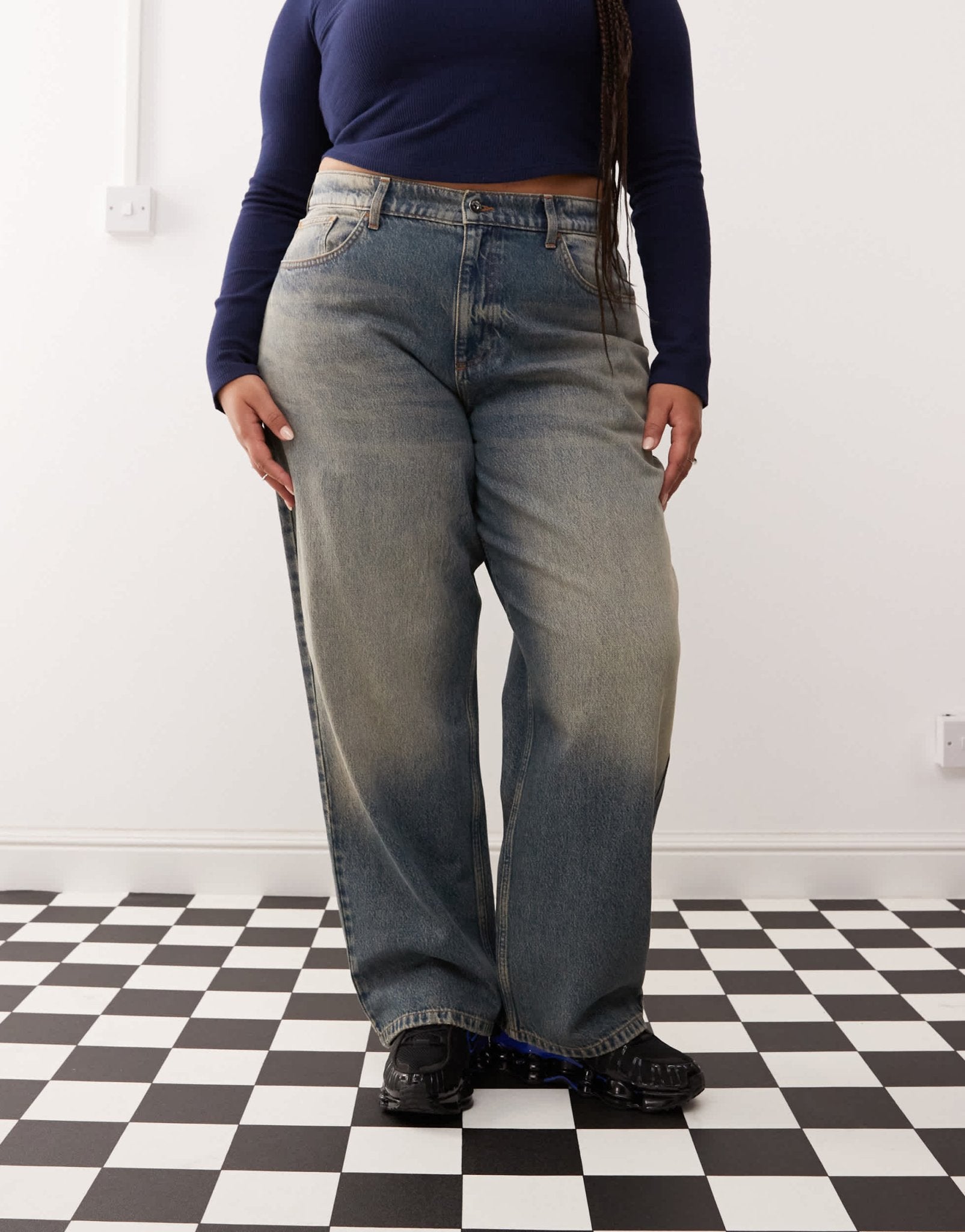 COLLUSION X001 Plus antifit jeans in washed blue - MBLUE - ASOS Sample Sale EU Store