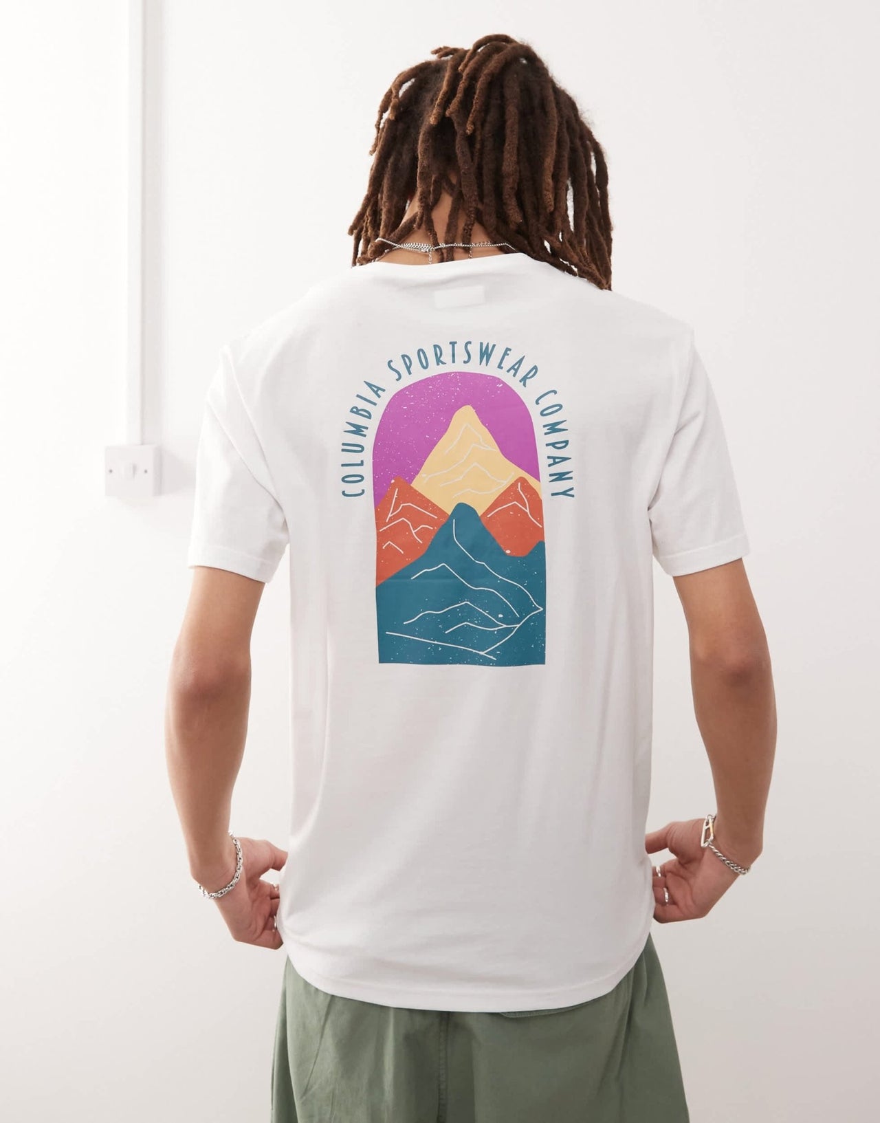 Columbia Cavalry Trail graphic t-shirt in white - ASOS Sample Sale EU Store
