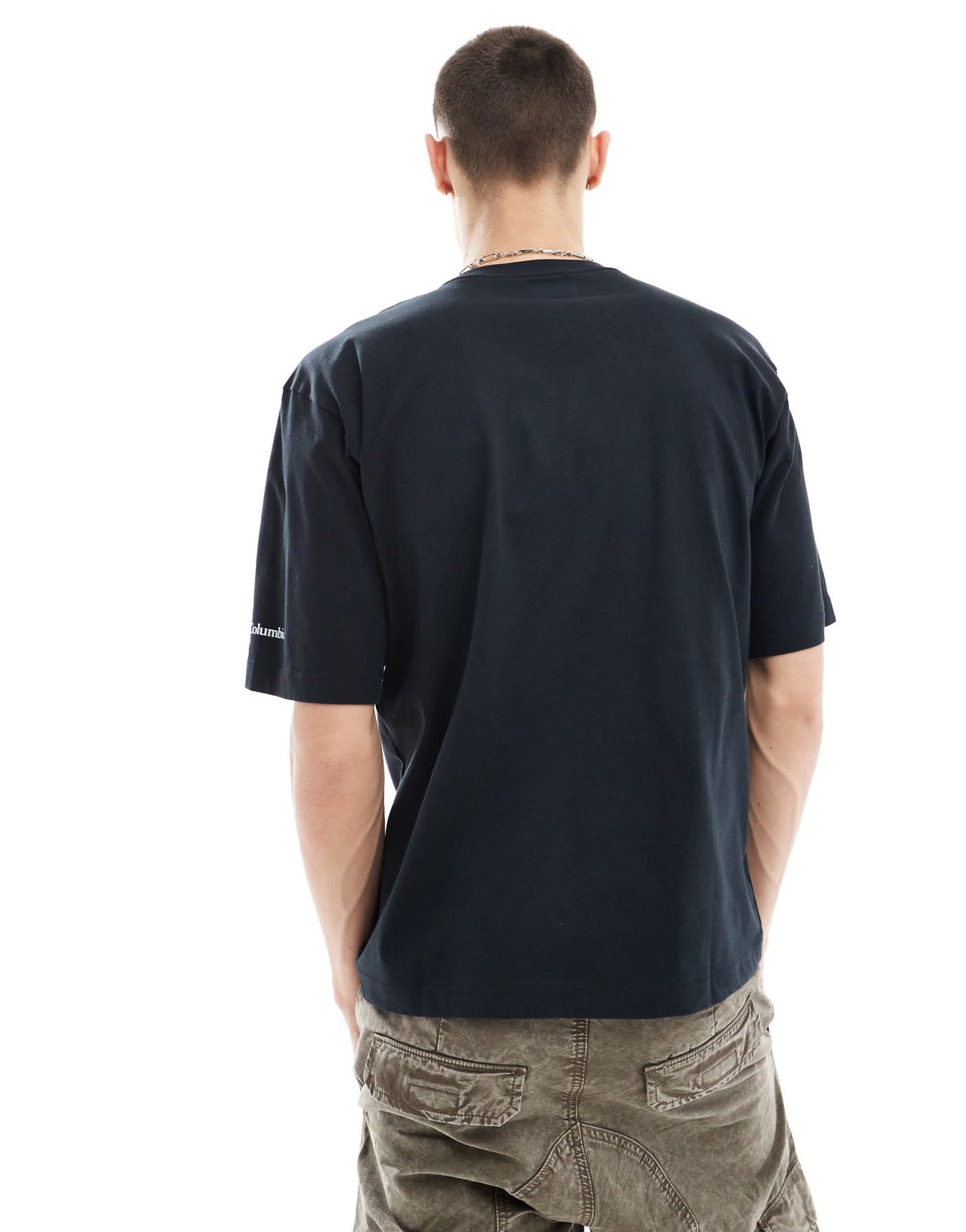 Columbia Reventure box logo t-shirt in black - ASOS Sample Sale EU Store