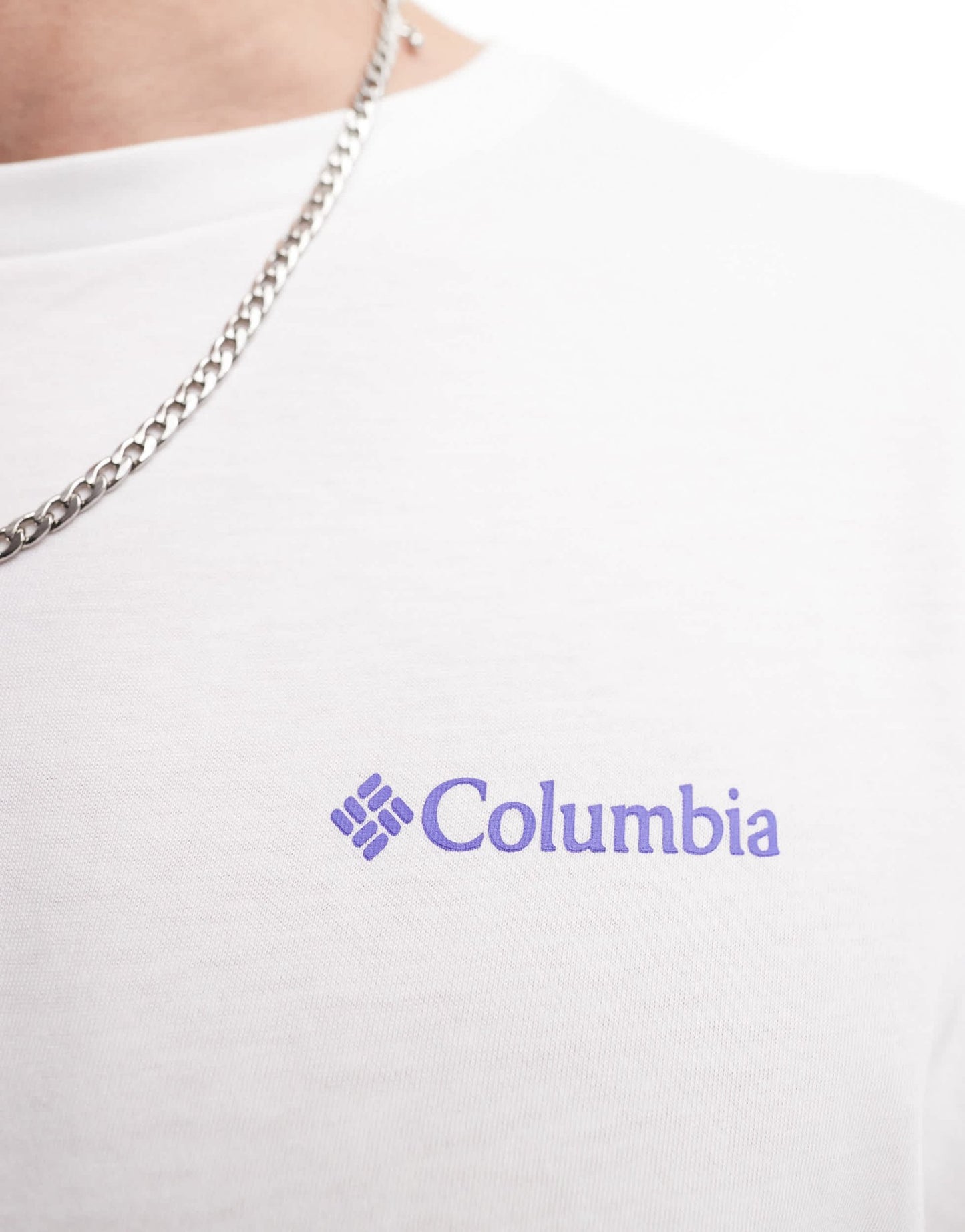 Columbia Unionville back print t-shirt in white Exclusive at ASOS - ASOS Sample Sale EU Store