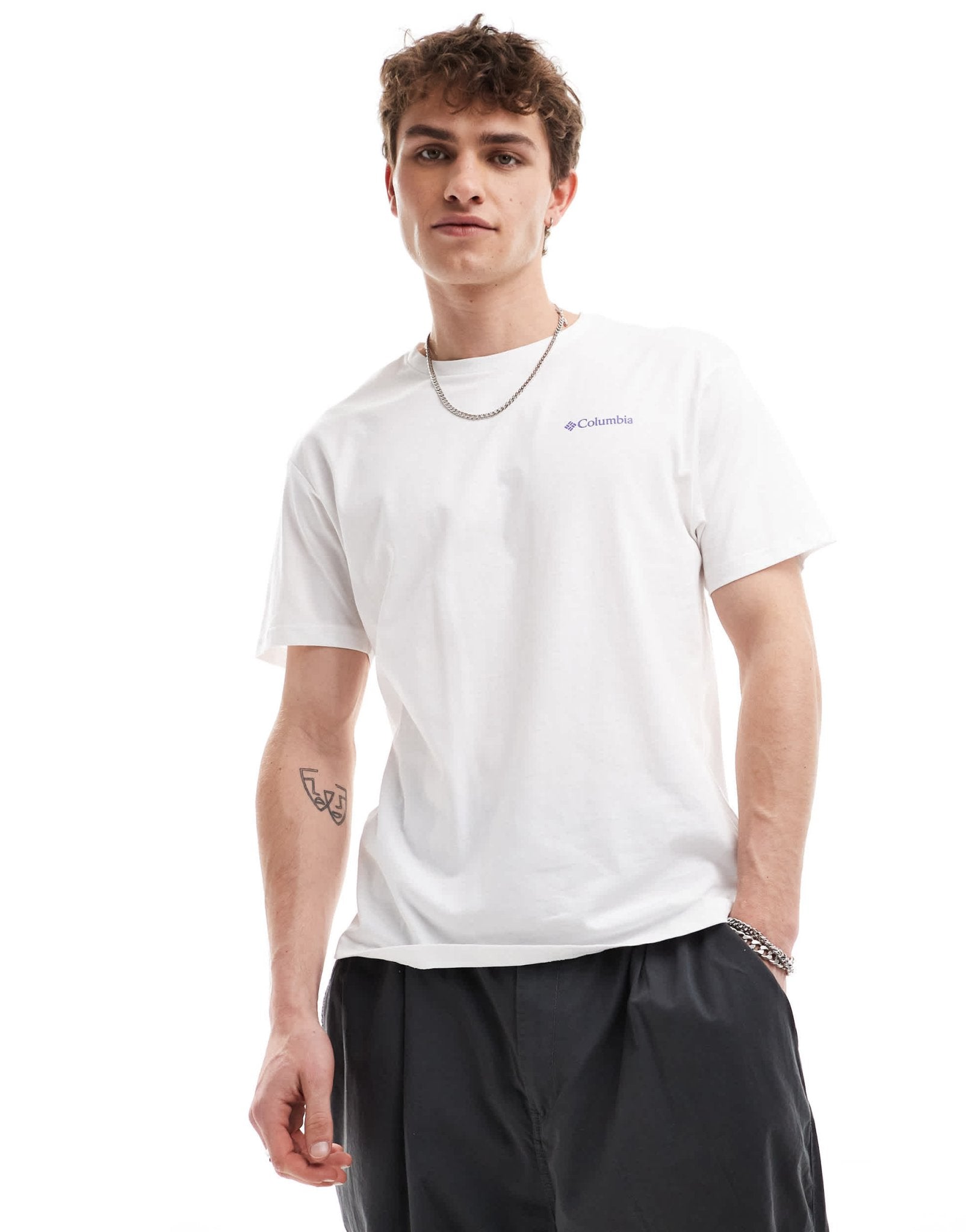 Columbia Unionville back print t-shirt in white Exclusive at ASOS - ASOS Sample Sale EU Store