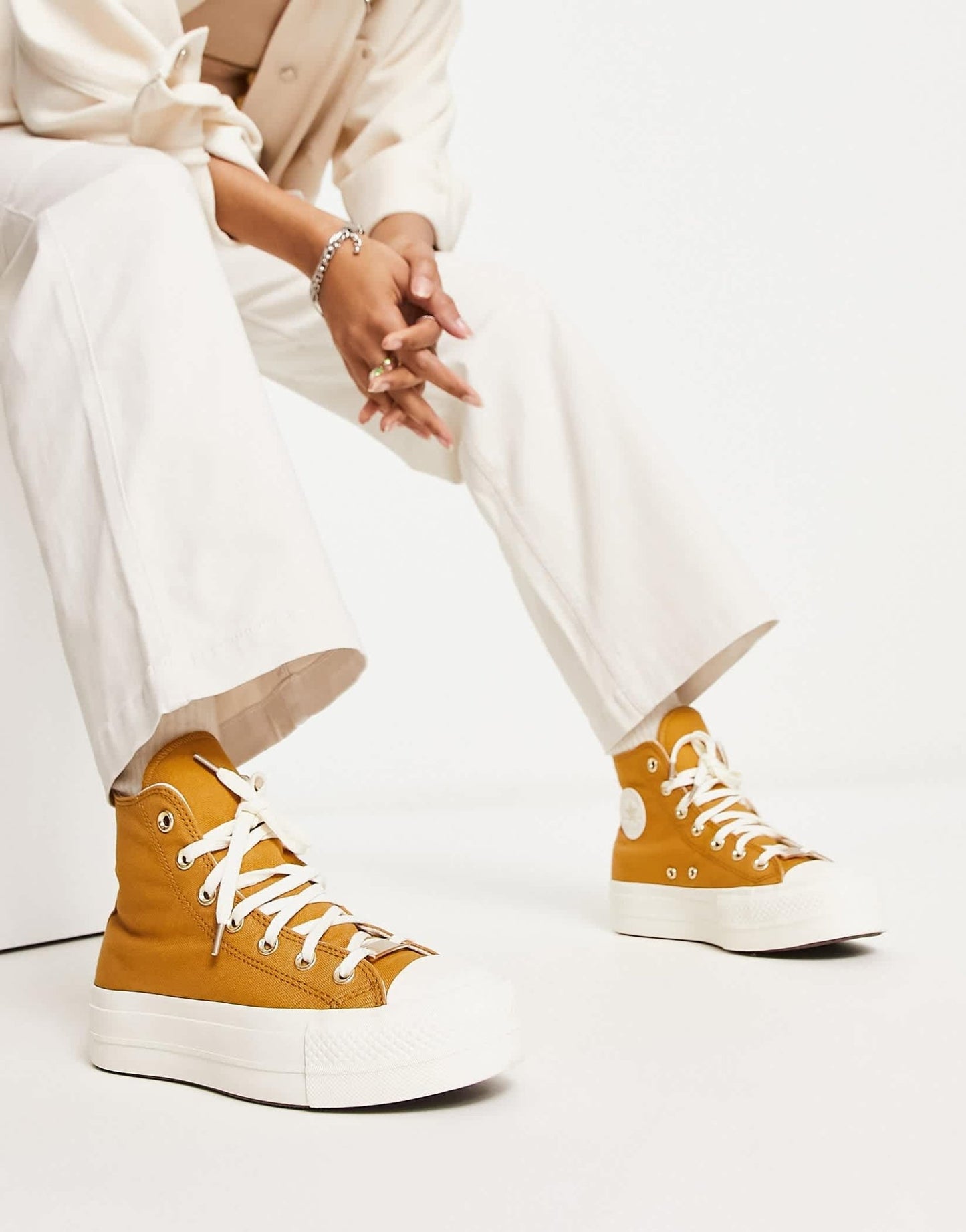 Converse Chuck Taylor All Star Lift Hi platform trainers in gold - ASOS Sample Sale EU Store