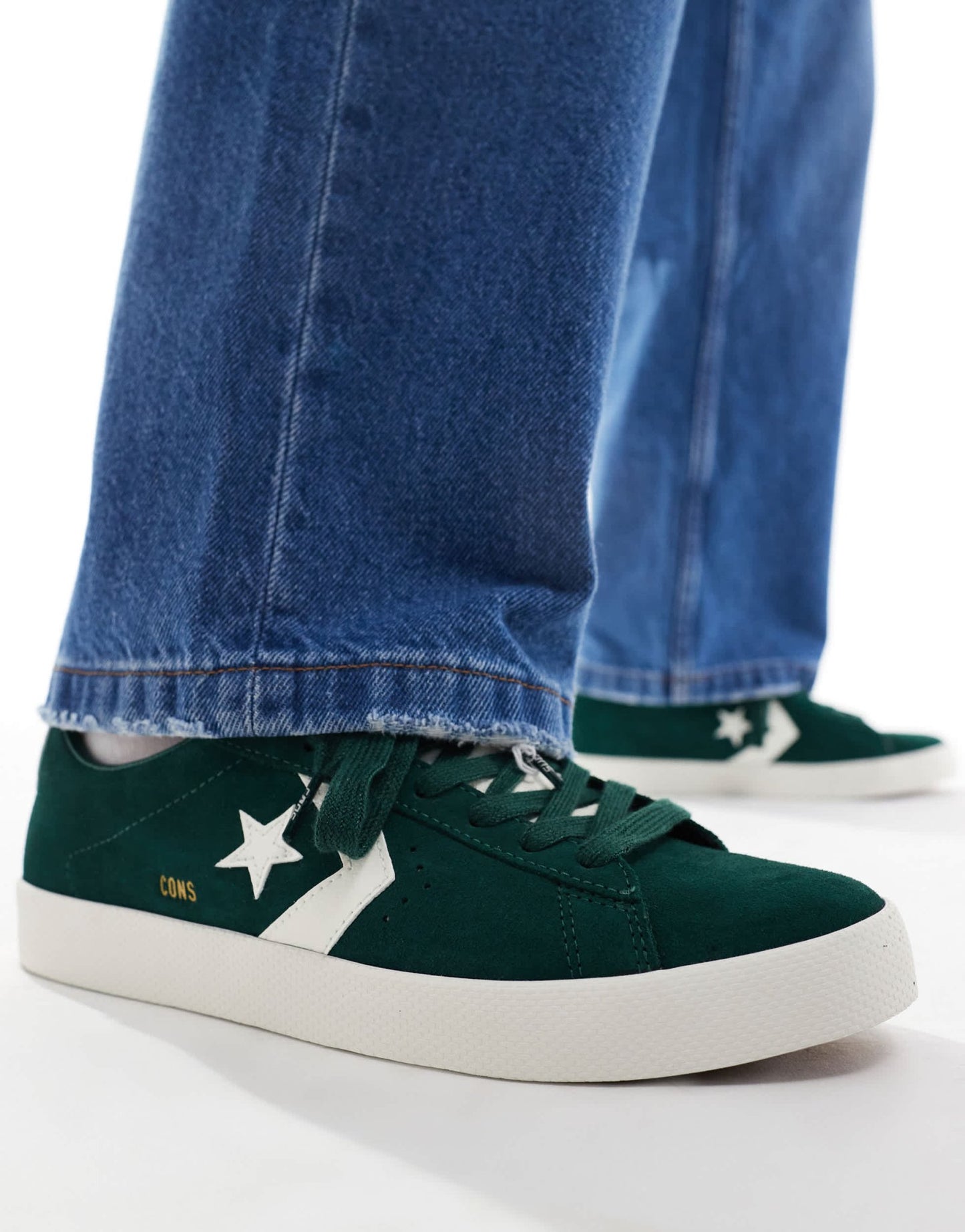 Converse PL Vulc Pro trainers in green - ASOS Sample Sale EU Store