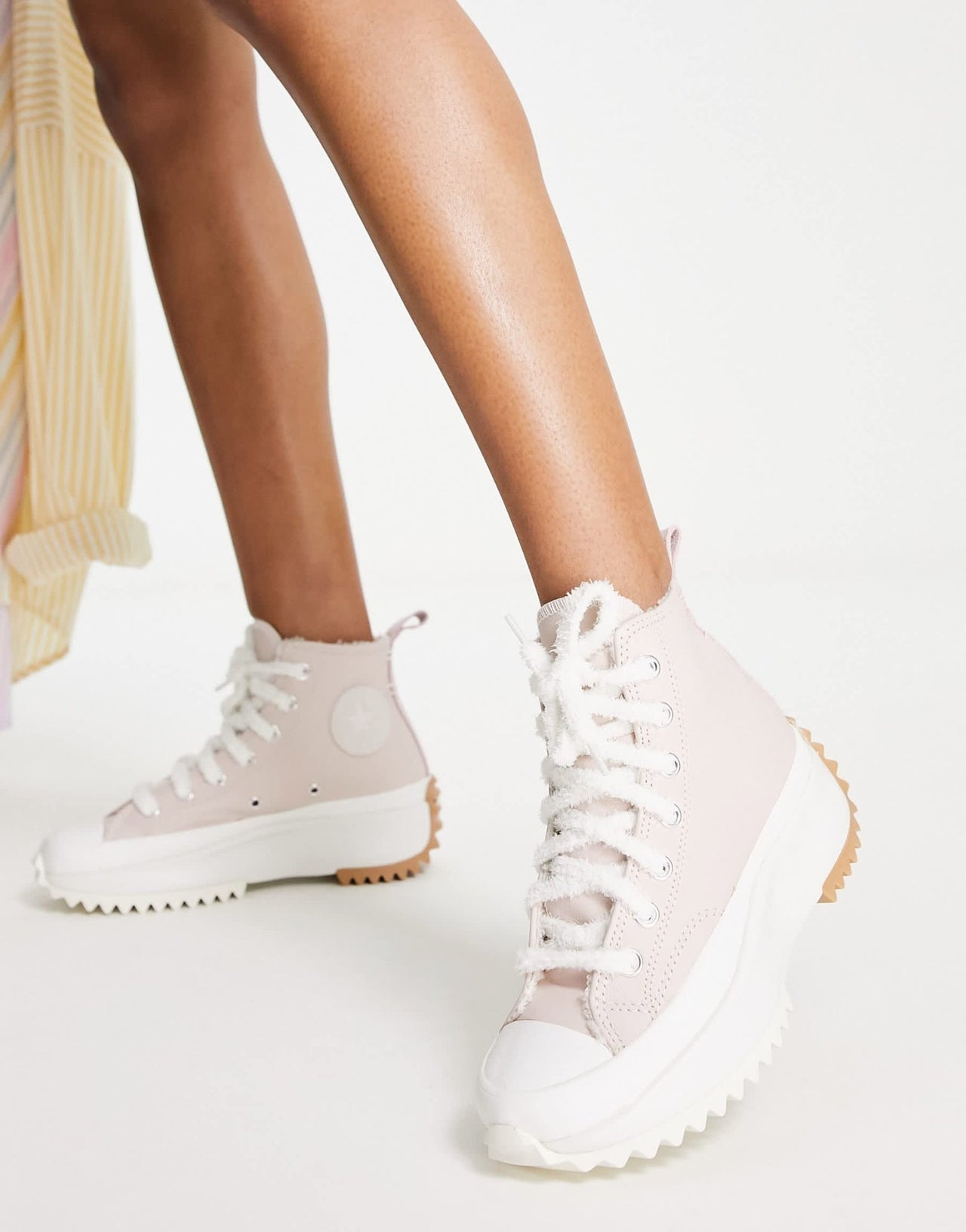 Converse Run Star Hike Hi trainers in light pink leather - ASOS Sample Sale EU Store