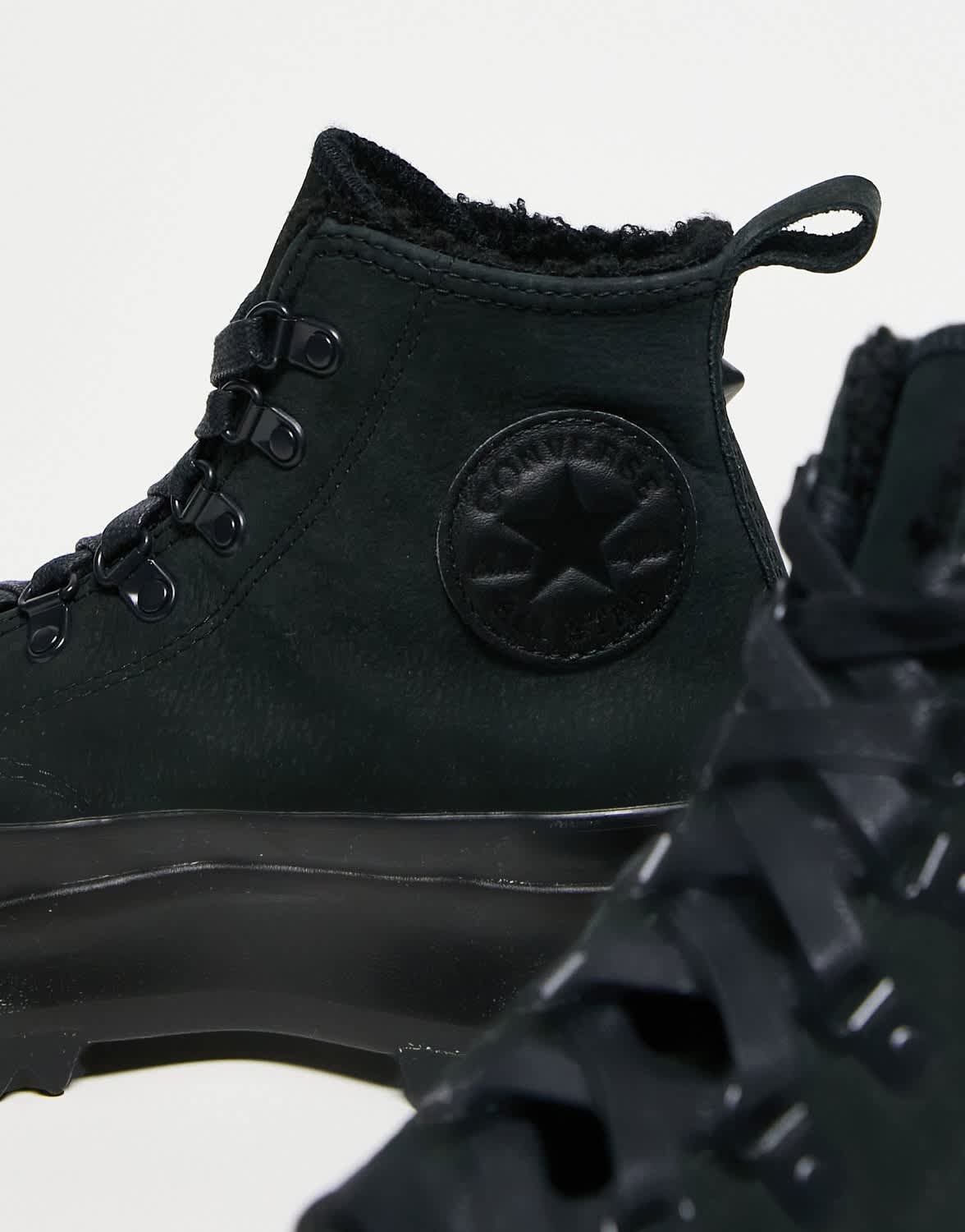 Converse Run Star Hike Hi trainers with hiking detail in triple black - ASOS Sample Sale EU Store