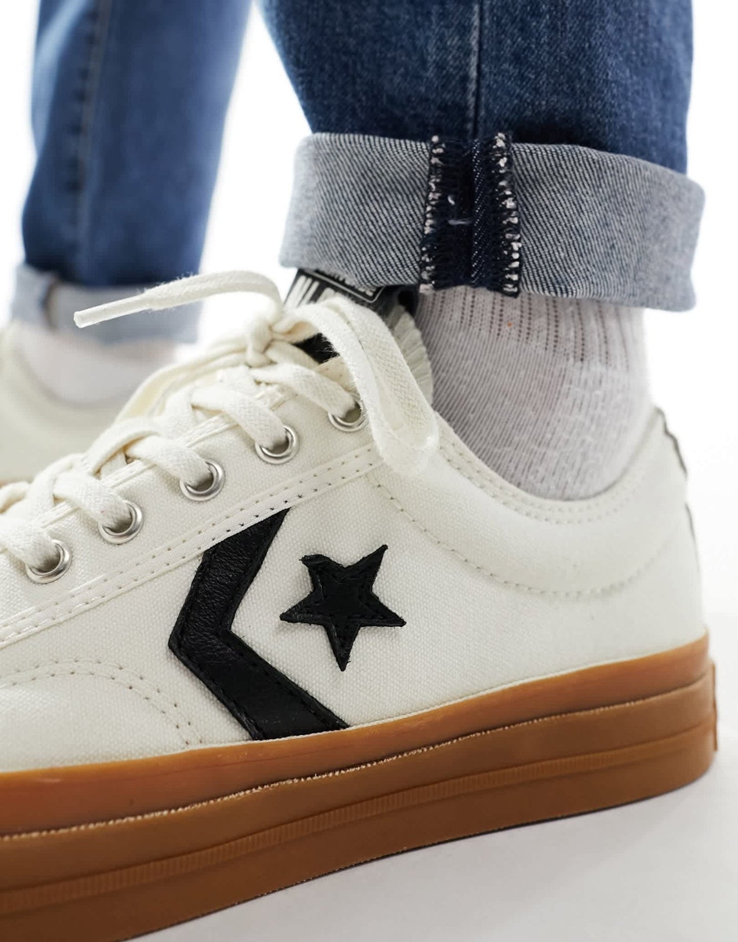 Converse Star Player 76 Ox trainers with gum sole in cream - ASOS Sample Sale EU Store