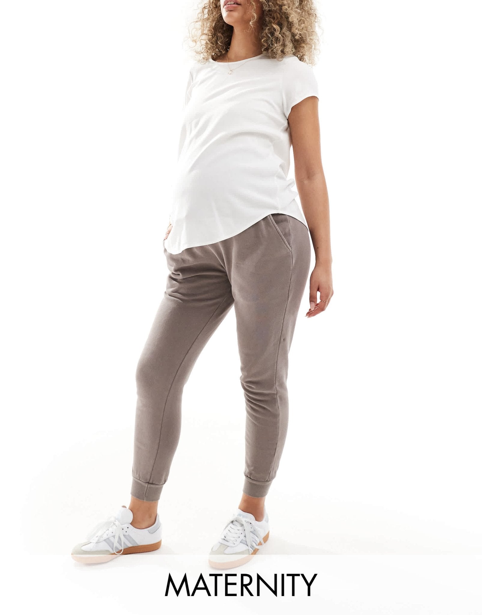 Cotton On Maternity joggers with bump waist band in washed brown fleece - ASOS Sample Sale EU Store