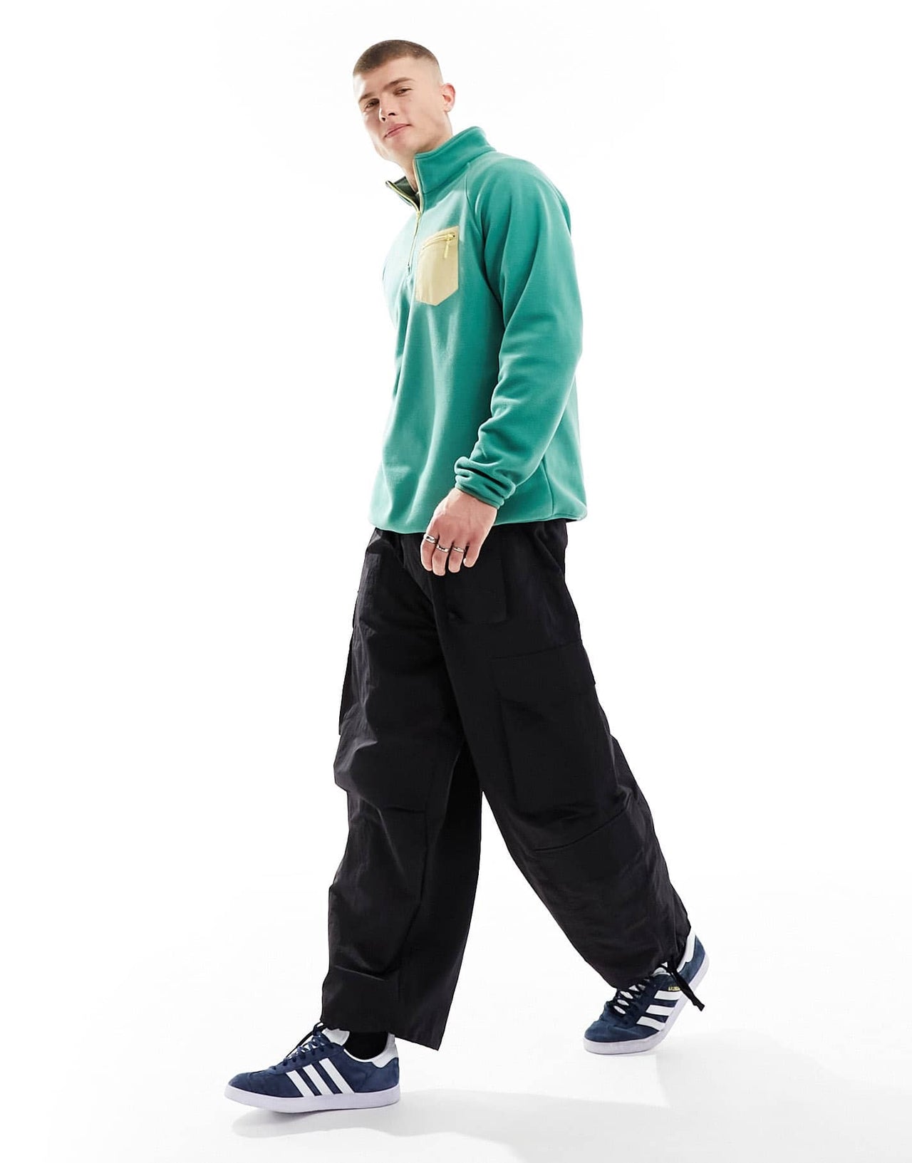 Cotton On quarter zip relaxed fleece sweatshirt with contrast pocket in washed green - ASOS Sample Sale EU Store