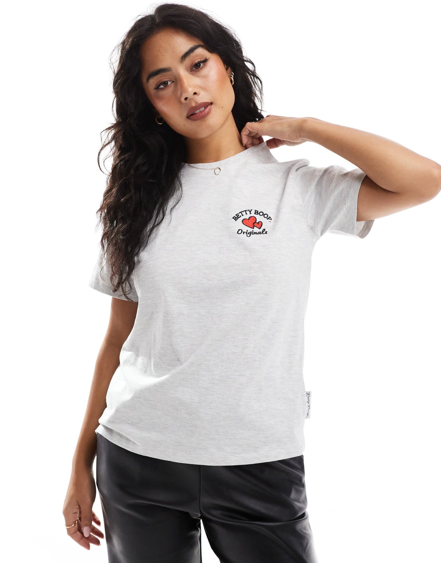 Cotton On regular fit t-shirt in grey with Betty Boop retro graphic - ASOS Sample Sale EU Store