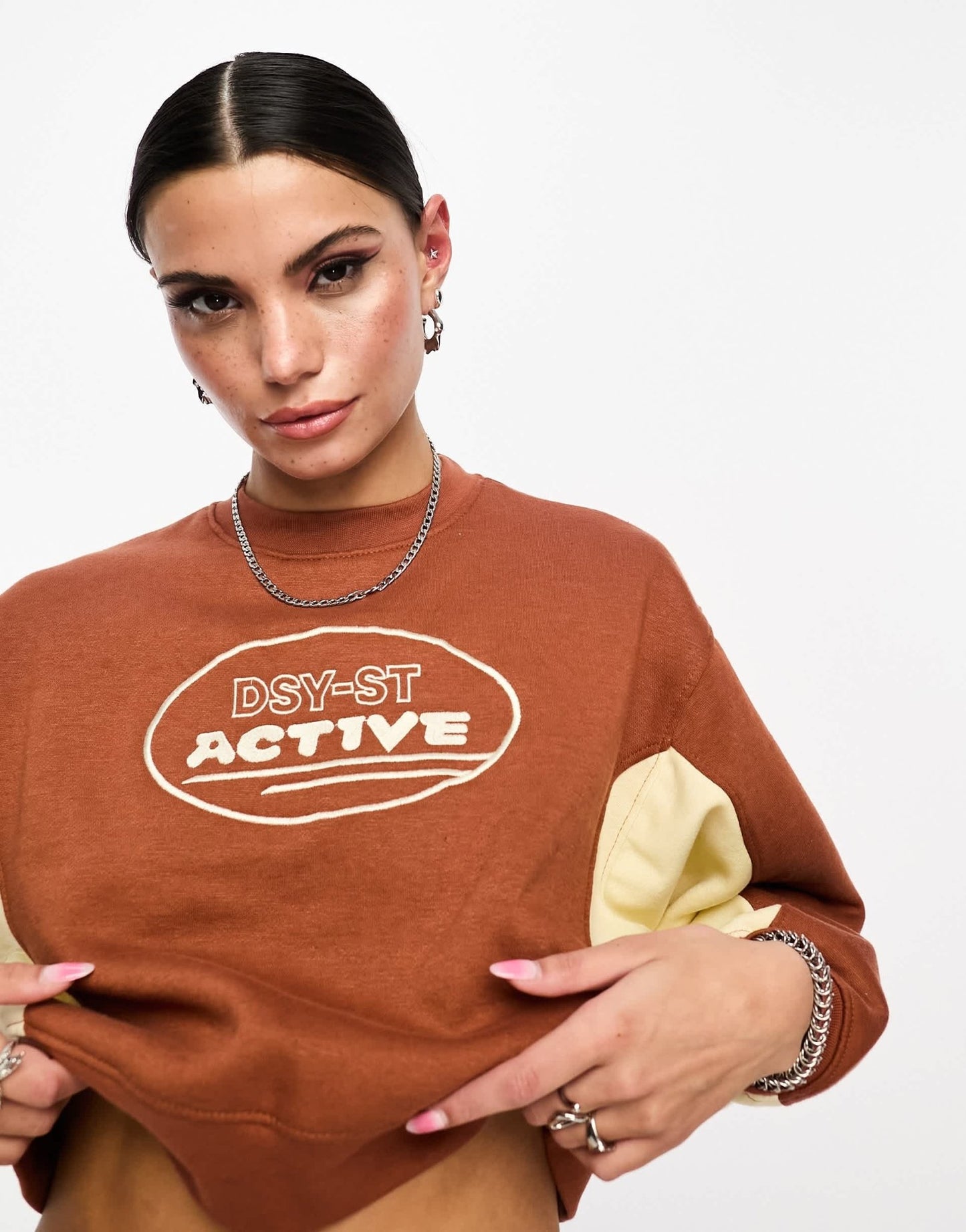 Daisy Street Active Landscape cropped sweatshirt in brown - ASOS Sample Sale EU Store