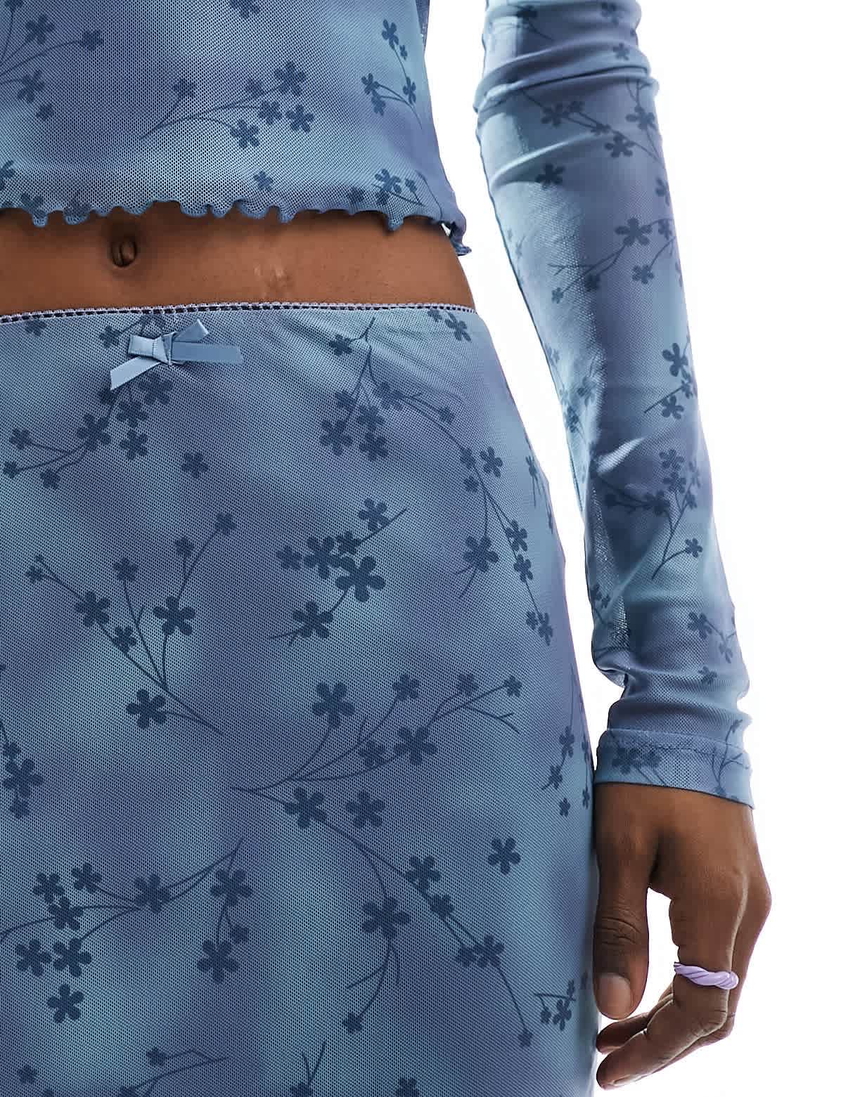 Daisy Street bow detail mini skirt in blue floral mesh co - ord - ASOS Sample Sale EU Store