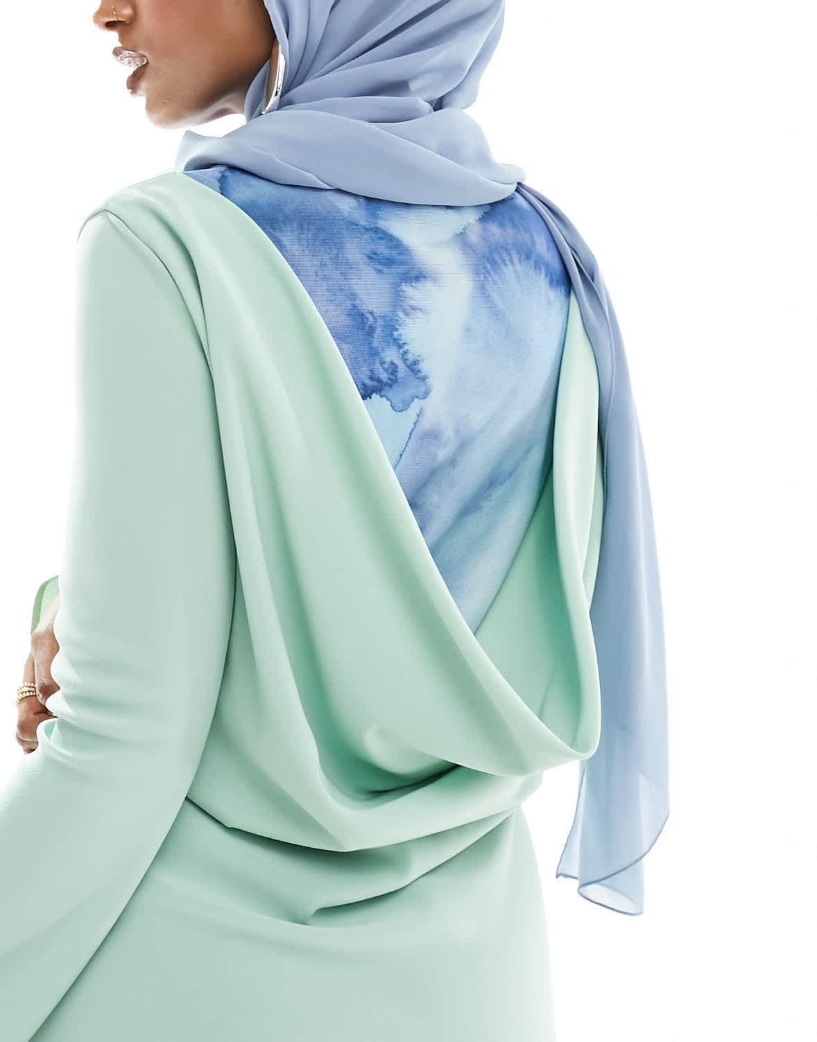 Daska chiffon maxi dress with cowl back in print and sage green - ASOS Sample Sale EU Store