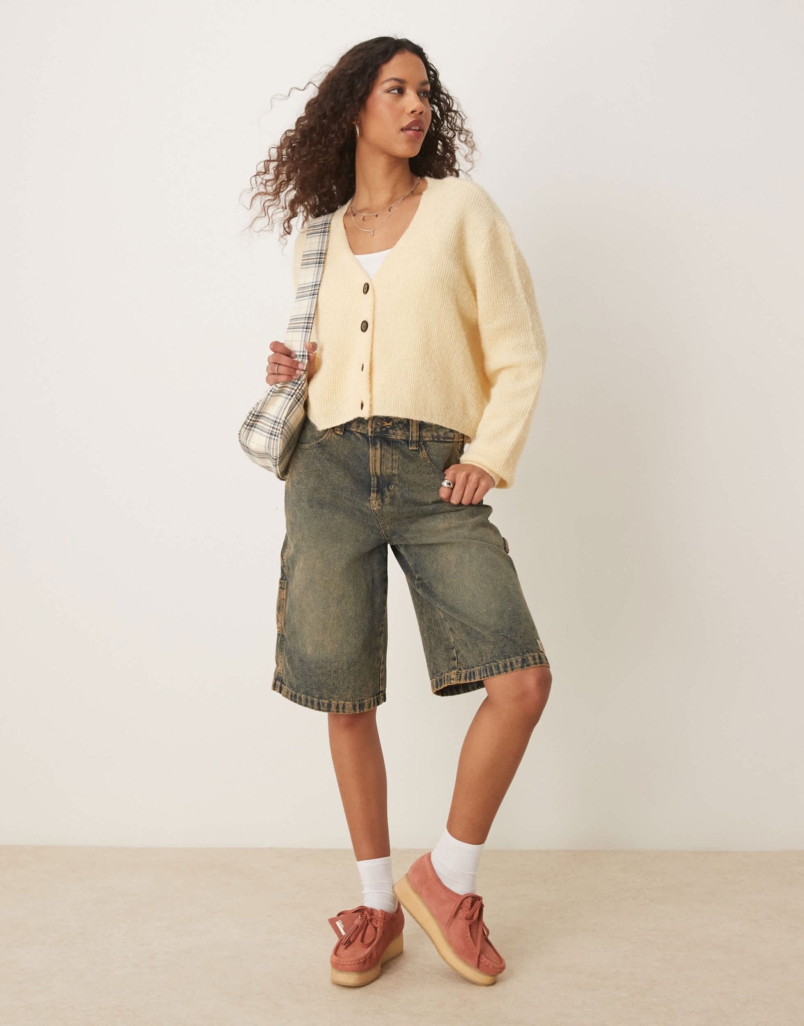 Dickies denim carpenter jorts in indigo with yellow fade - ASOS Sample Sale EU Store