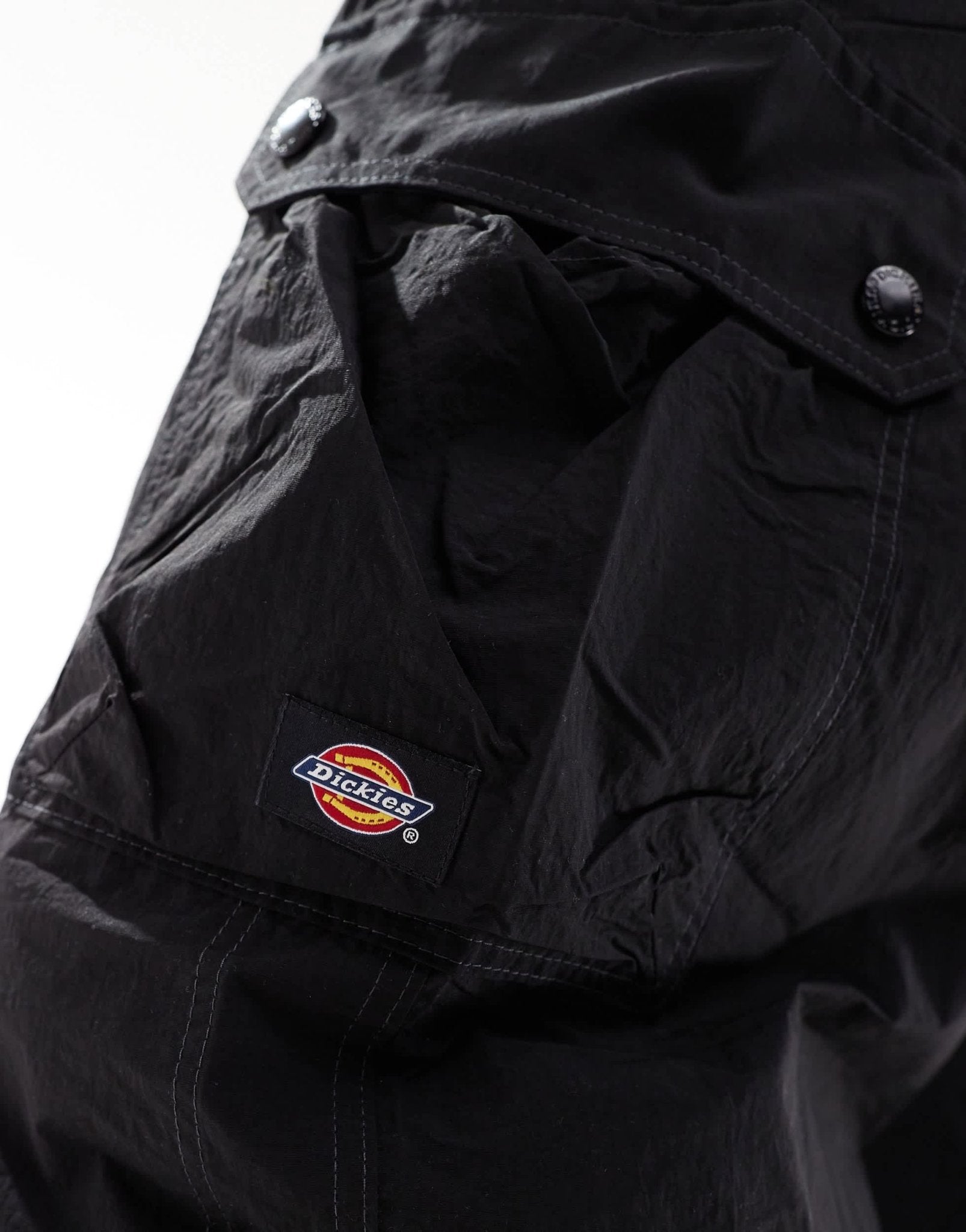Dickies jackson nylon cargo trousers in black - ASOS Sample Sale EU Store