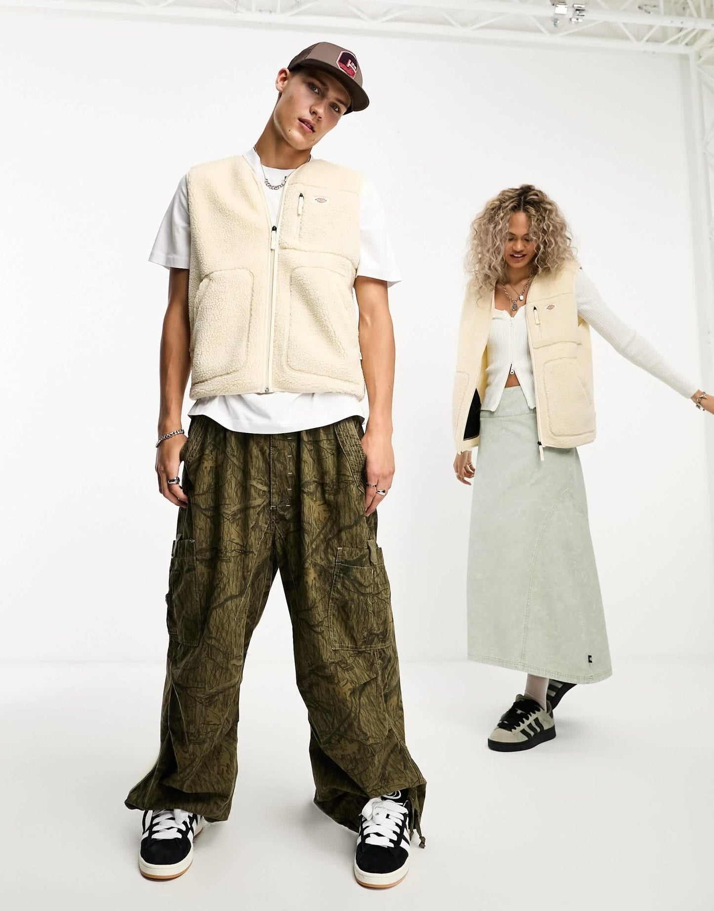 Dickies mount hope borg fleece vest in stone - ASOS Sample Sale EU Store