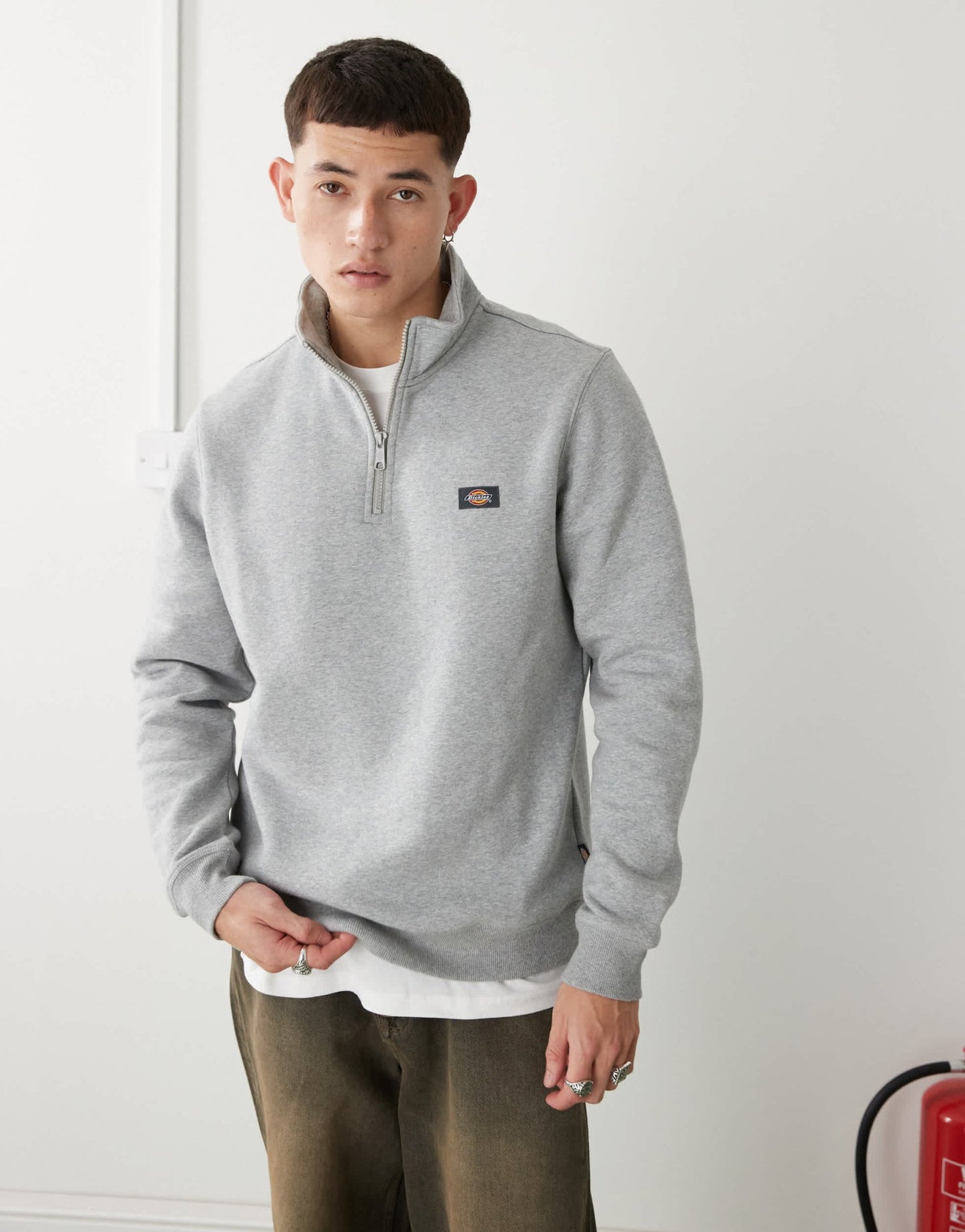 Dickies oakport small logo quarter zip jumper in grey marl - ASOS Sample Sale EU Store