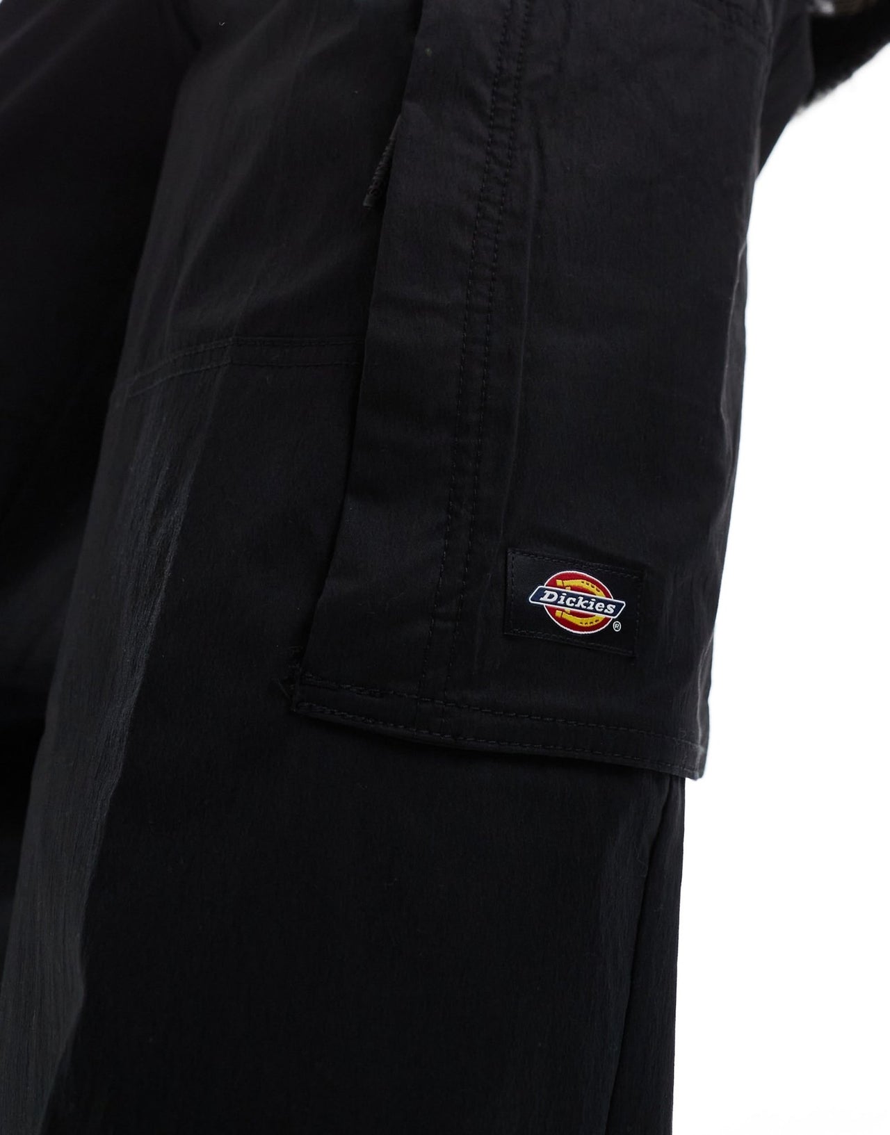 Dickies seasonal utility cargo trousers in black - ASOS Sample Sale EU Store