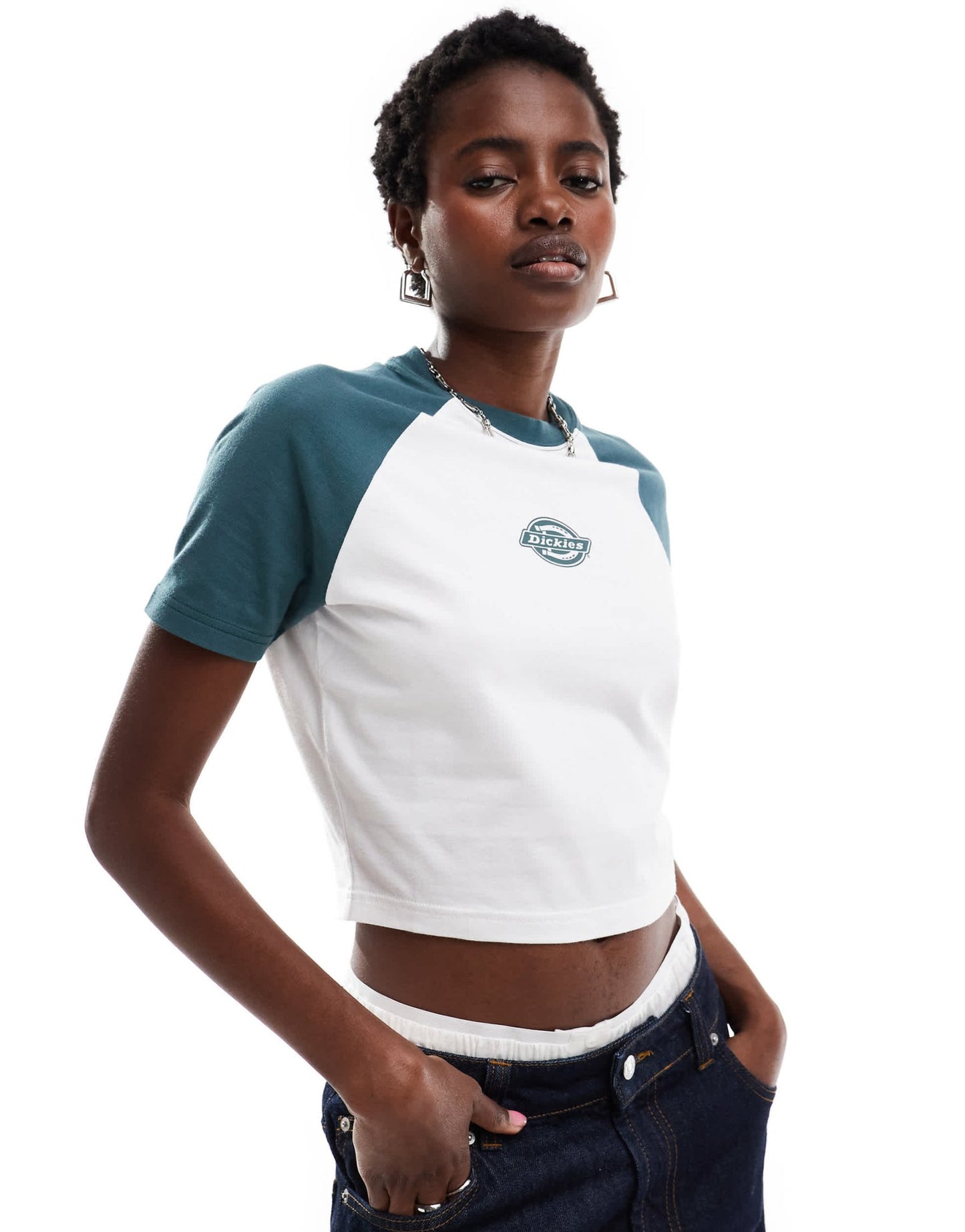 Dickies sodaville short sleeve cropped t-shirt in dark green and white - exclusive to asos - ASOS Sample Sale EU Store