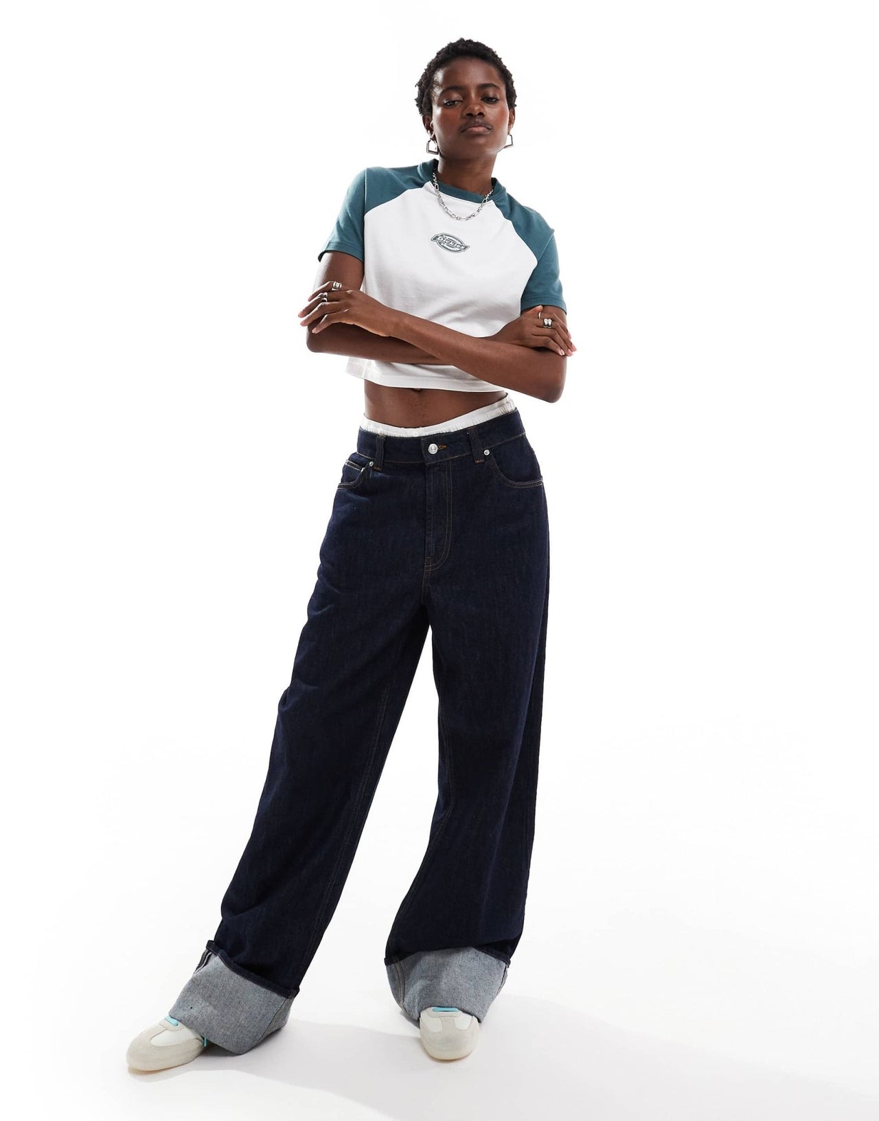 Dickies sodaville short sleeve cropped t-shirt in dark green and white - exclusive to asos - ASOS Sample Sale EU Store