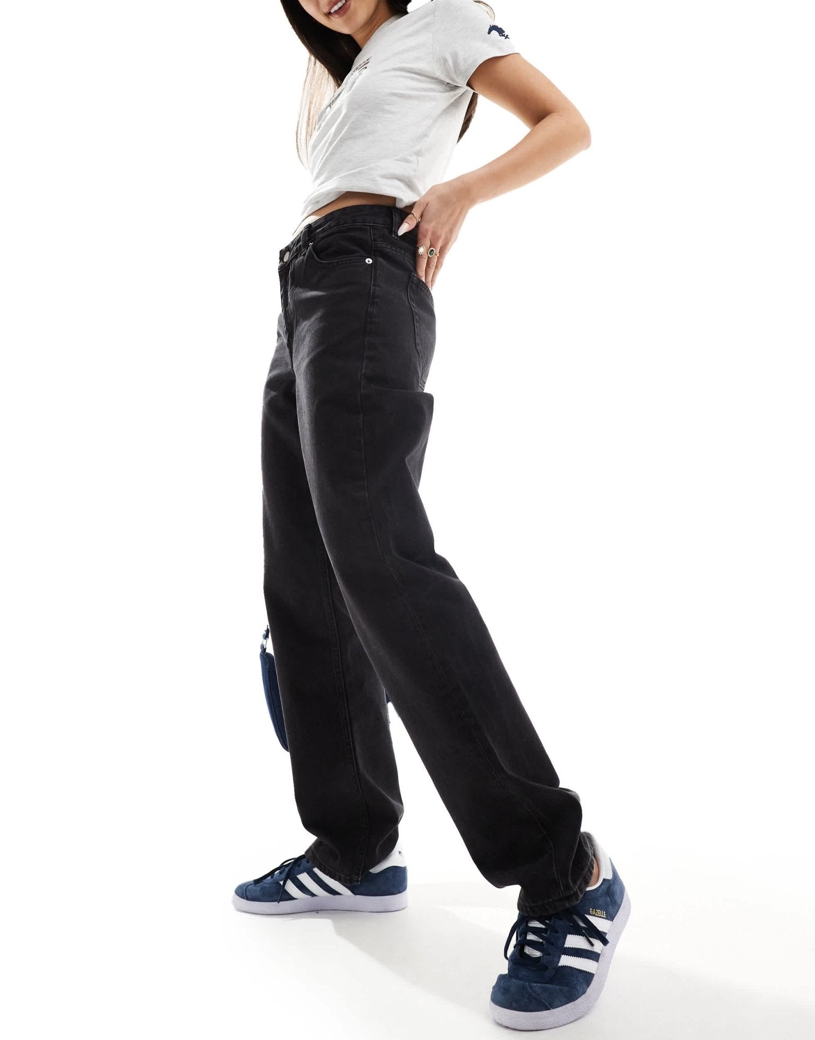 Dr Denim Arch regular fit mid waist straight leg jeans in black used wash - ASOS Sample Sale EU Store