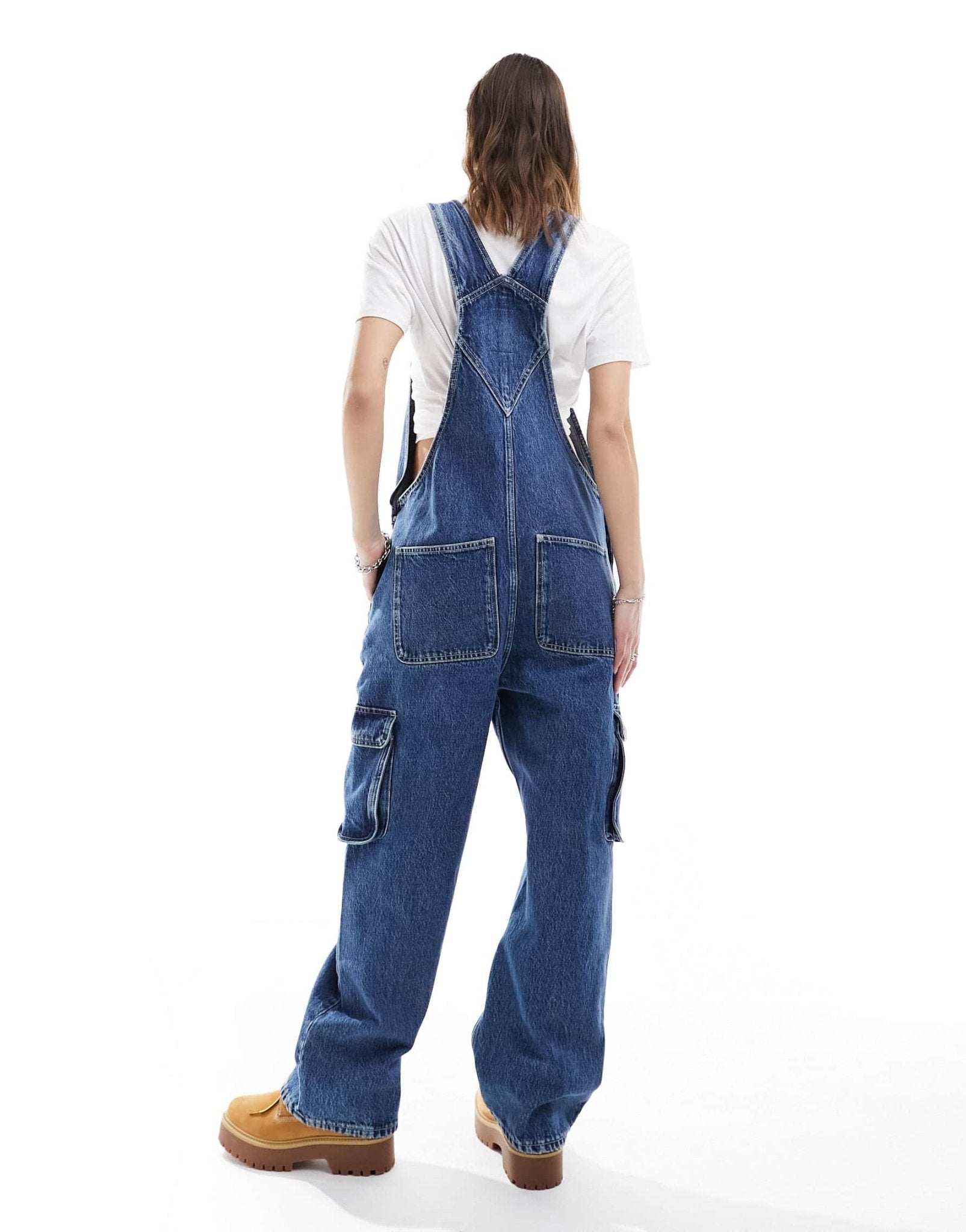 Dr Denim Cordelia utility cargo denim dungaree in stream mid retro wash - ASOS Sample Sale EU Store