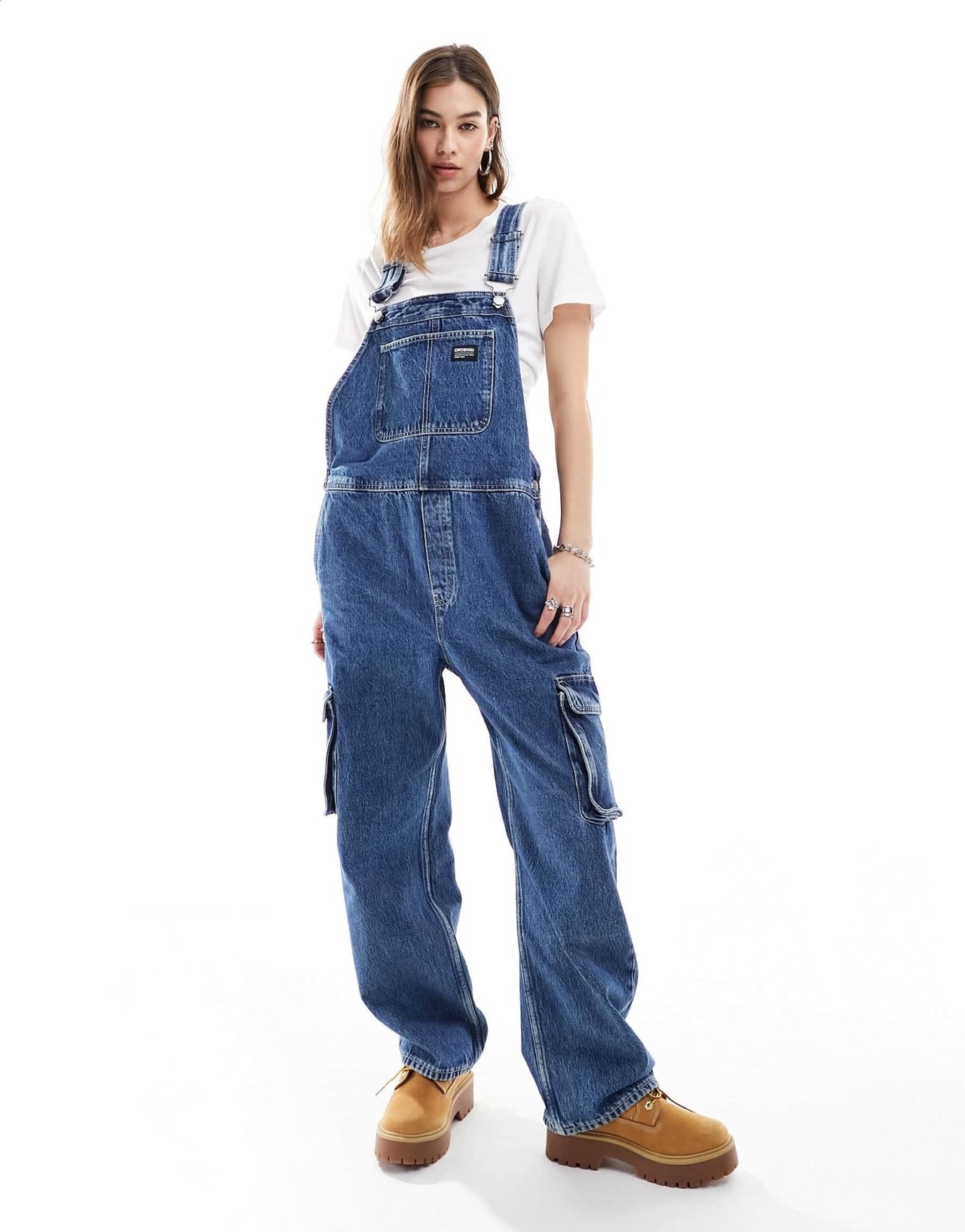 Dr Denim Cordelia utility cargo denim dungaree in stream mid retro wash - ASOS Sample Sale EU Store