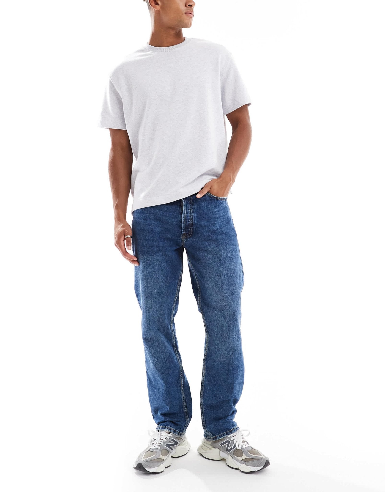 Dr Denim Dash regular fit straight leg in stray mid used - ASOS Sample Sale EU Store