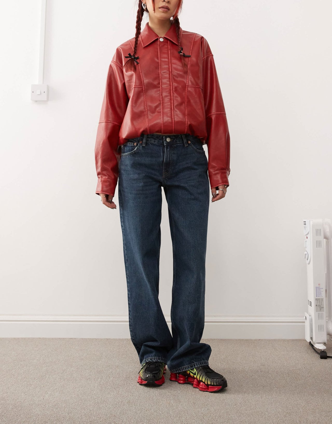 Dr Denim Hill relaxed fit low waist wide straight leg jeans in canyon dark used - ASOS Sample Sale EU Store