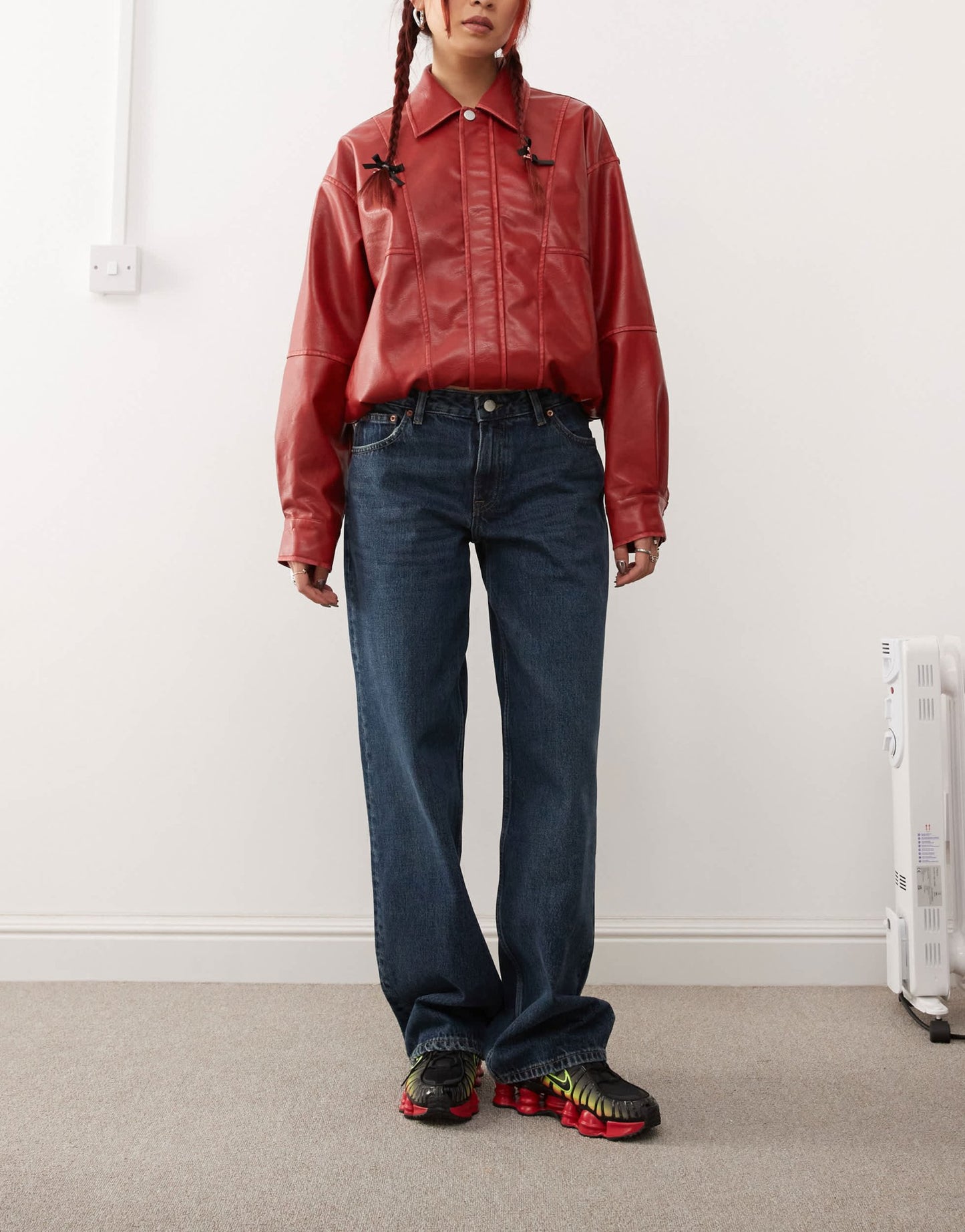 Dr Denim Hill relaxed fit low waist wide straight leg jeans in canyon dark used - ASOS Sample Sale EU Store