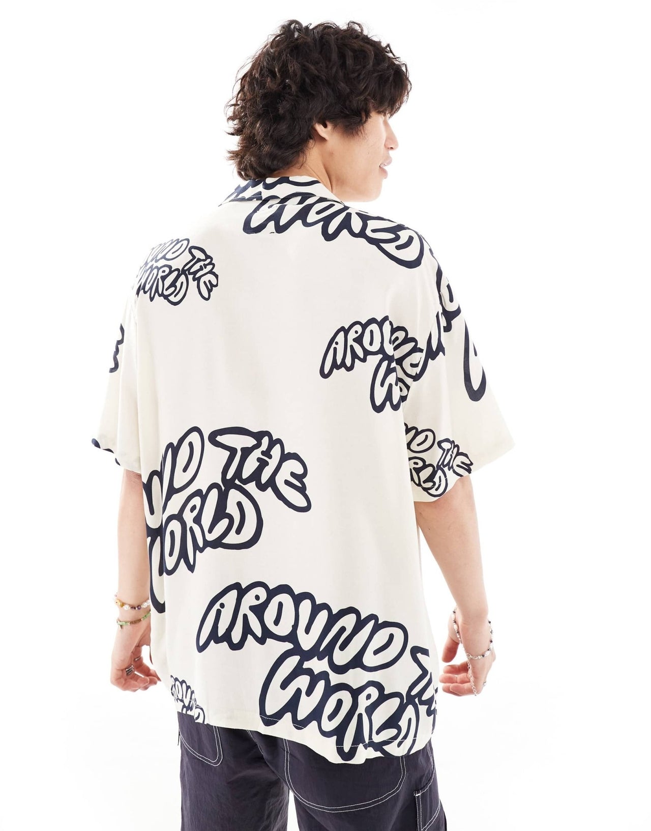 Dr Denim Madi short sleeve relaxed fit summer shirt with navy graphics in ecru exclusive to ASOS - ASOS Sample Sale EU Store