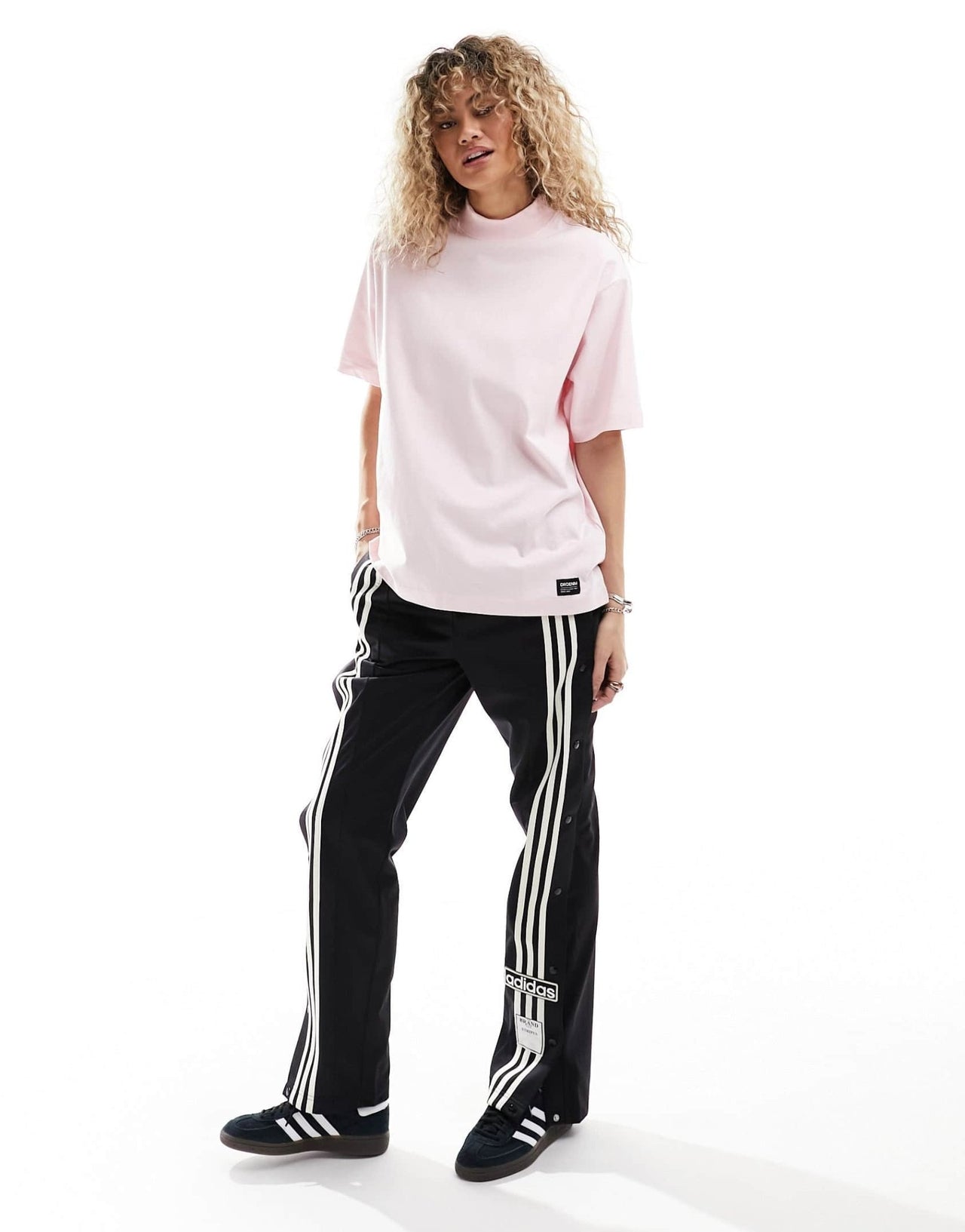 Dr Denim Rylie oversized fit t-shirt in soft pink - ASOS Sample Sale EU Store