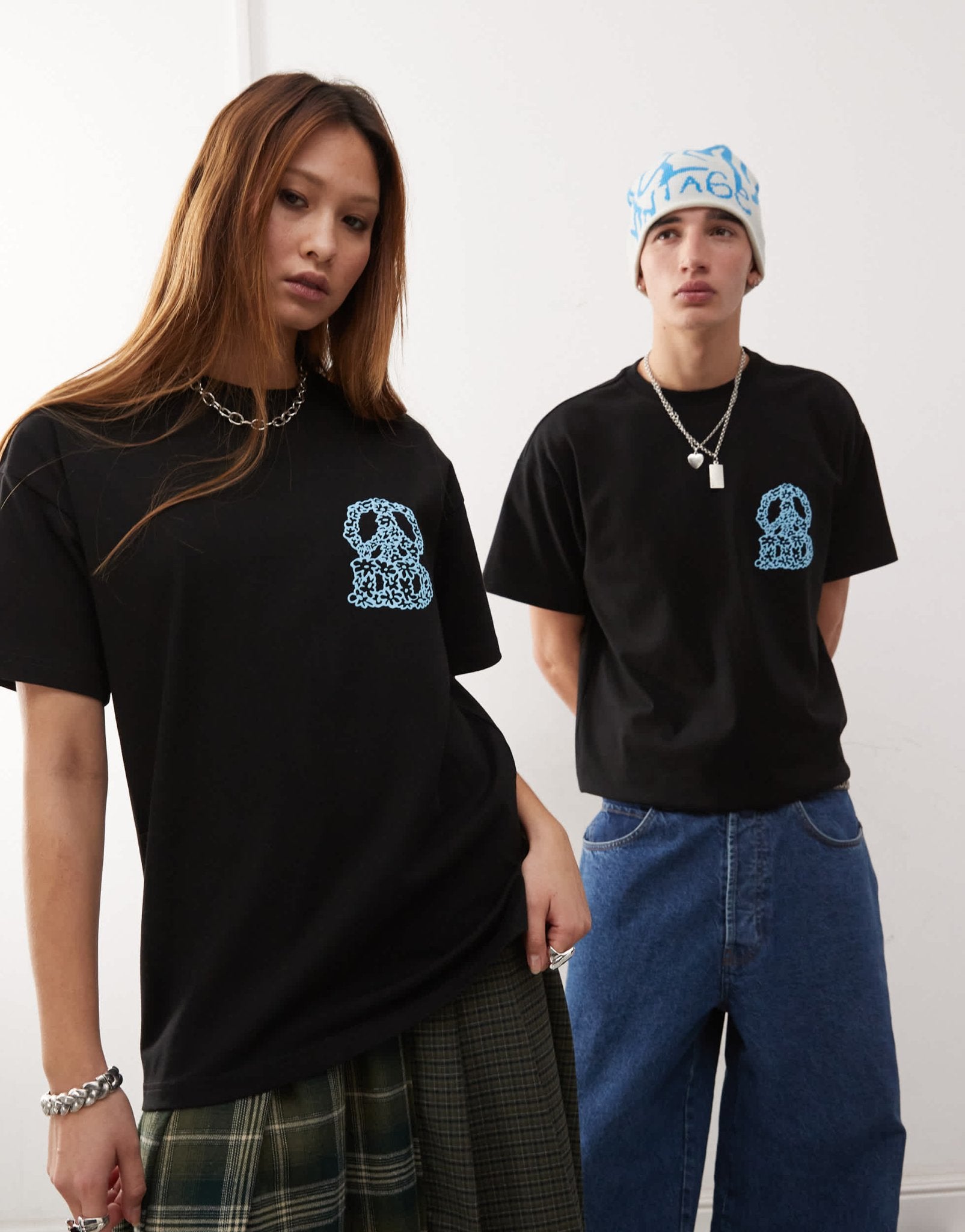 Dr Denim unisex Trooper relaxed fit t-shirt with front DD peace graphic in black - ASOS Sample Sale EU Store