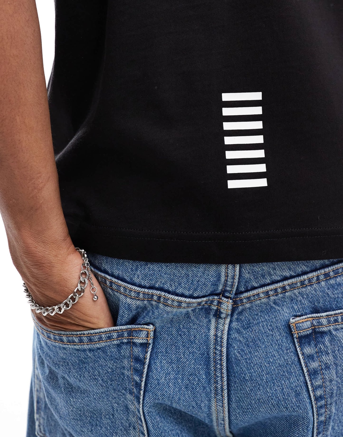 EA7 t-shirt with chest logo in black - ASOS Sample Sale EU Store