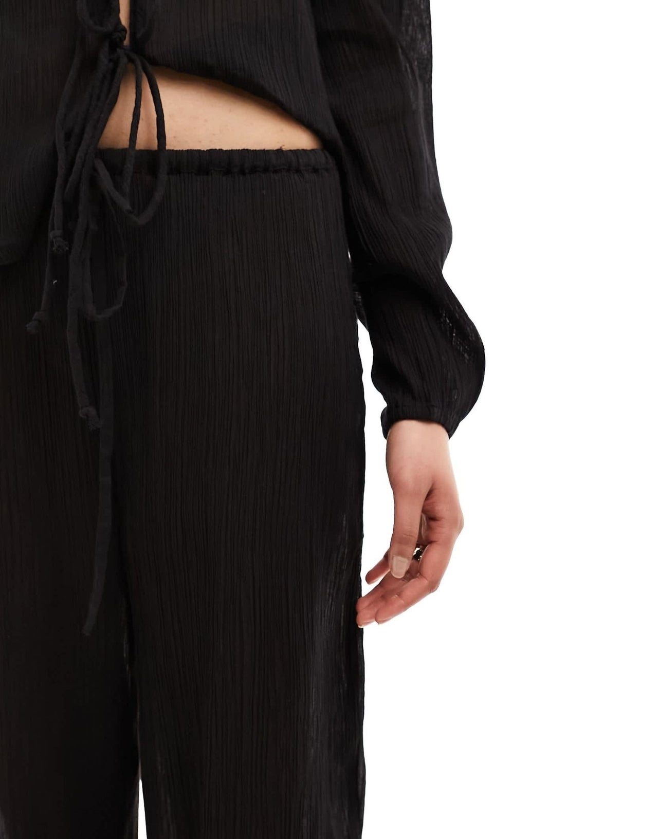 Esmee beach drawstring textured trouser co - ord in black - ASOS Sample Sale EU Store