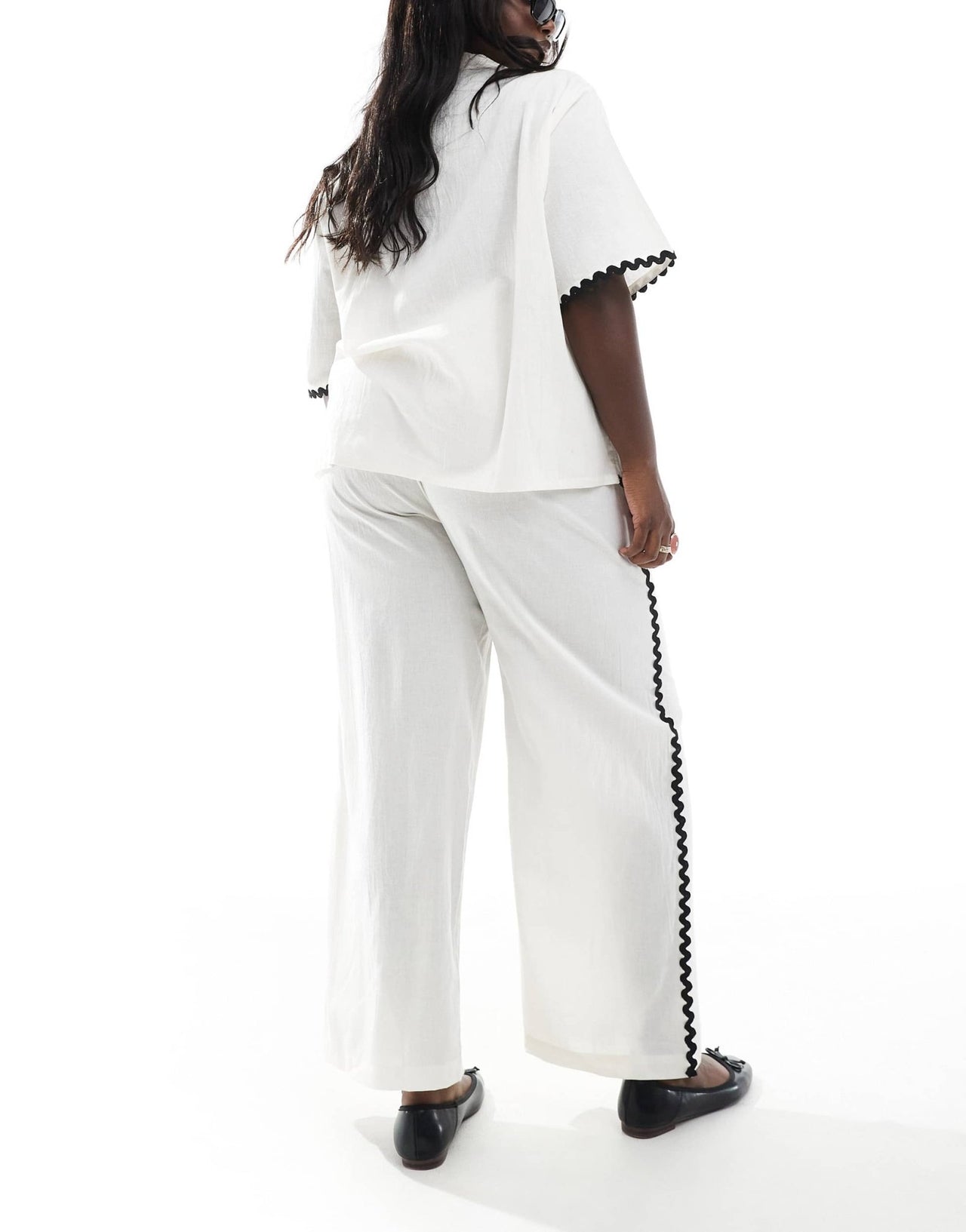 Esmee Curve Exclusive ric rac beach trouser co - ord in white - ASOS Sample Sale EU Store