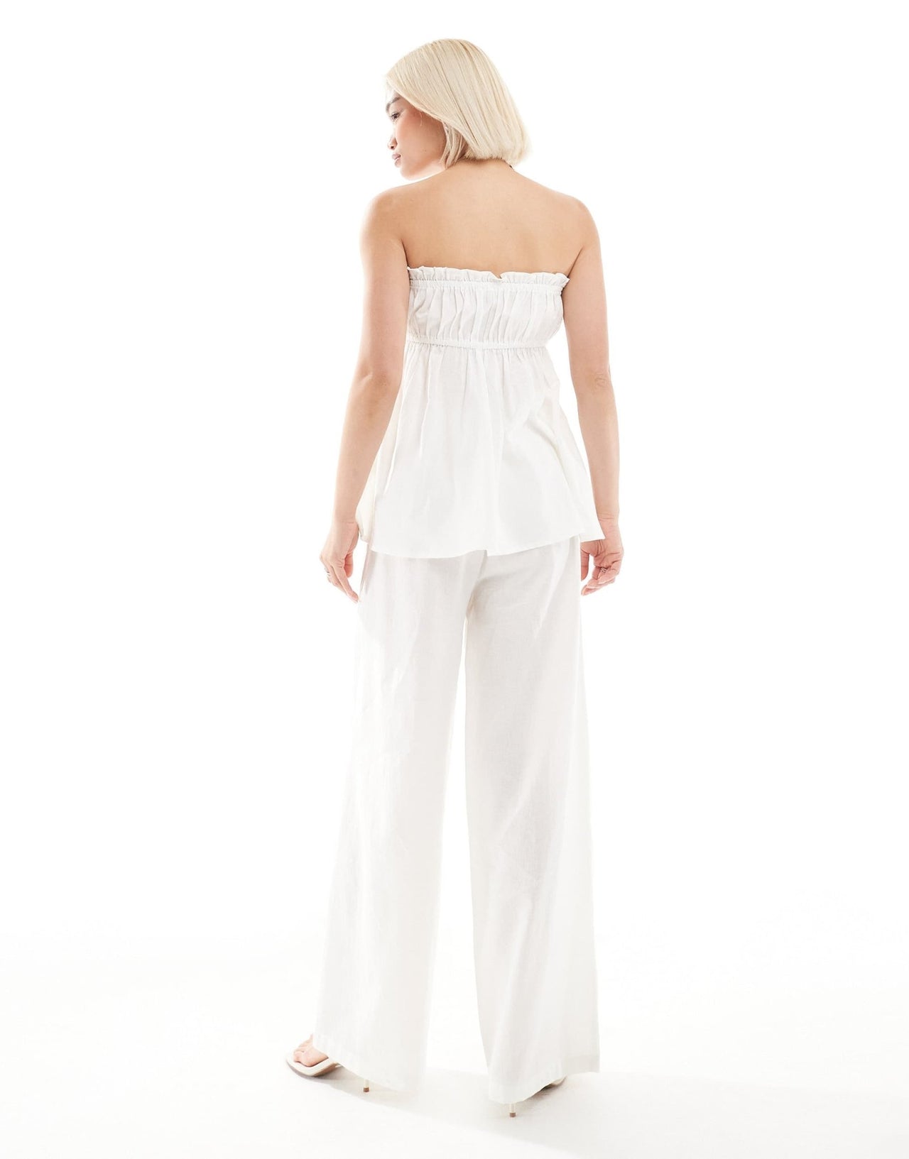 Esmee Exclusive relaxed leg linen look trousers in white - ASOS Sample Sale EU Store