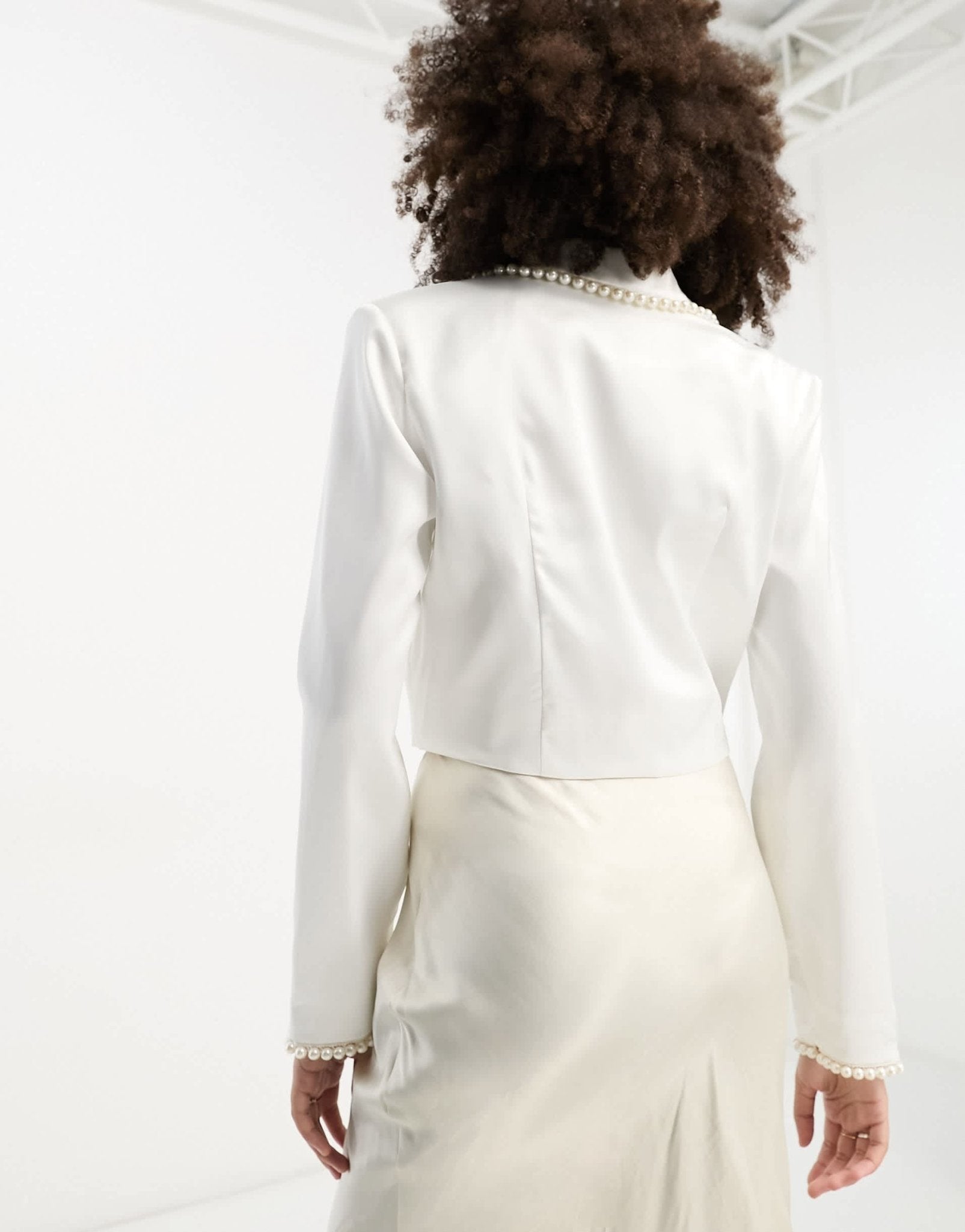 Extro & Vert Bridal cropped blazer with pearl trim co - ord - ASOS Sample Sale EU Store
