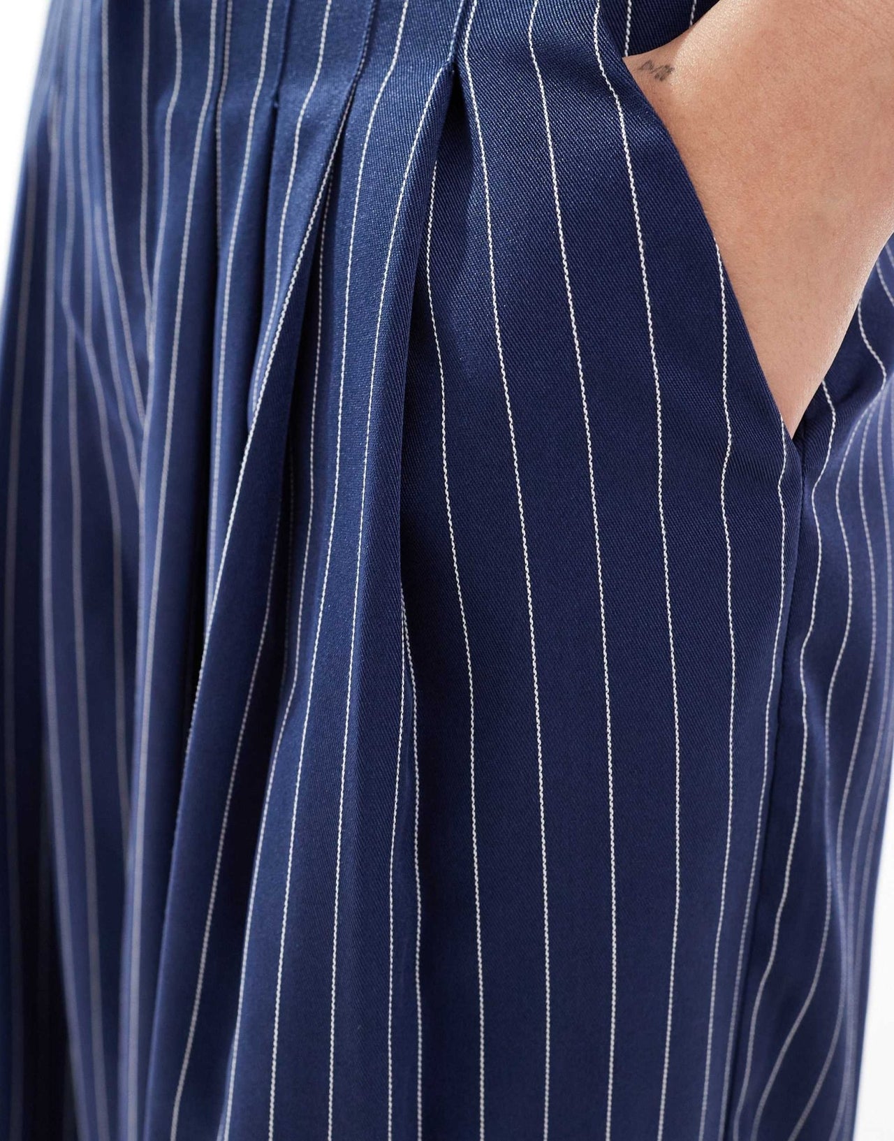 Extro & Vert highwaisted pleated palazzo trousers in blue pinstripe co - ord - ASOS Sample Sale EU Store