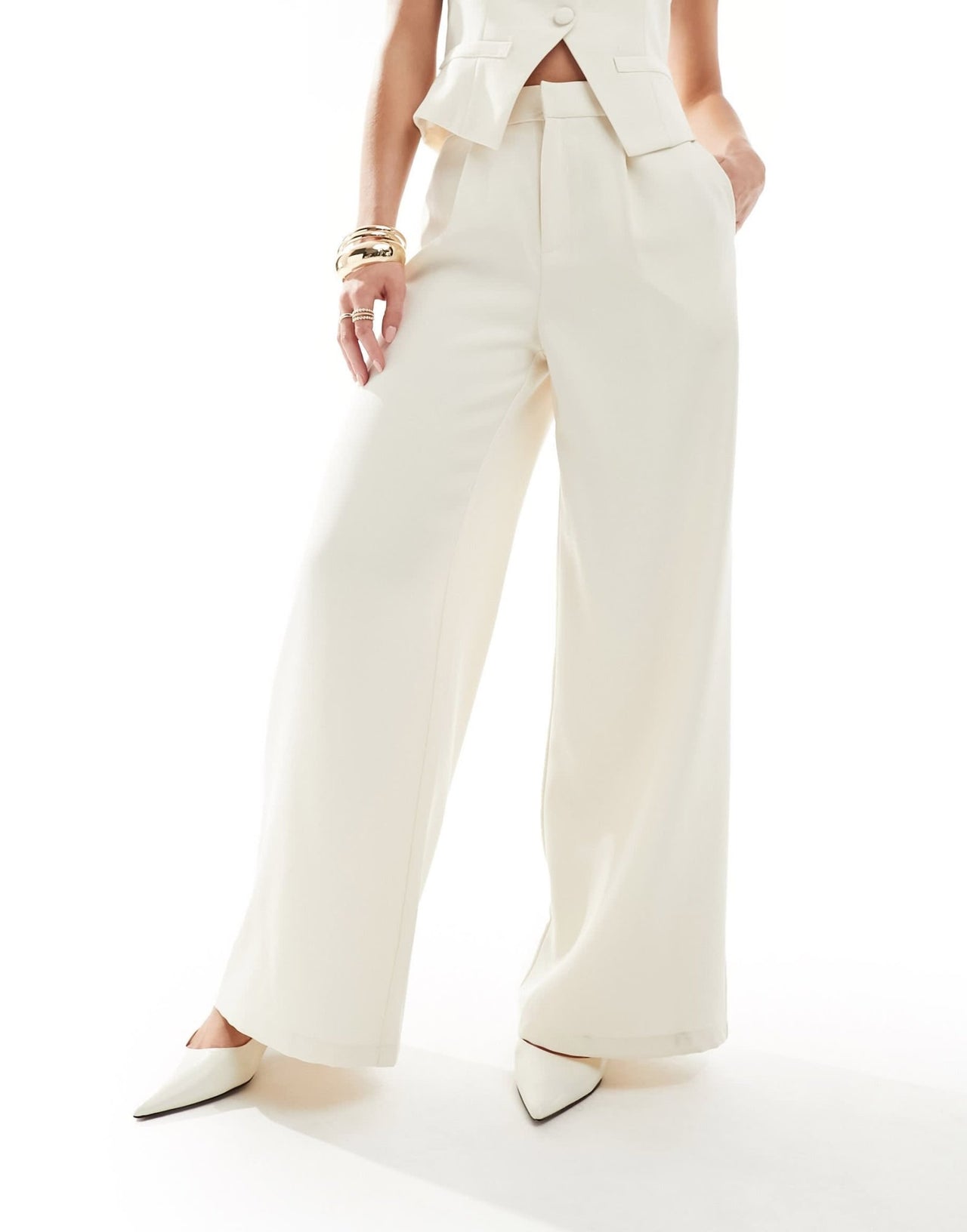 Extro & Vert Petite slim fit tailored trouser in beige co - ord - ASOS Sample Sale EU Store