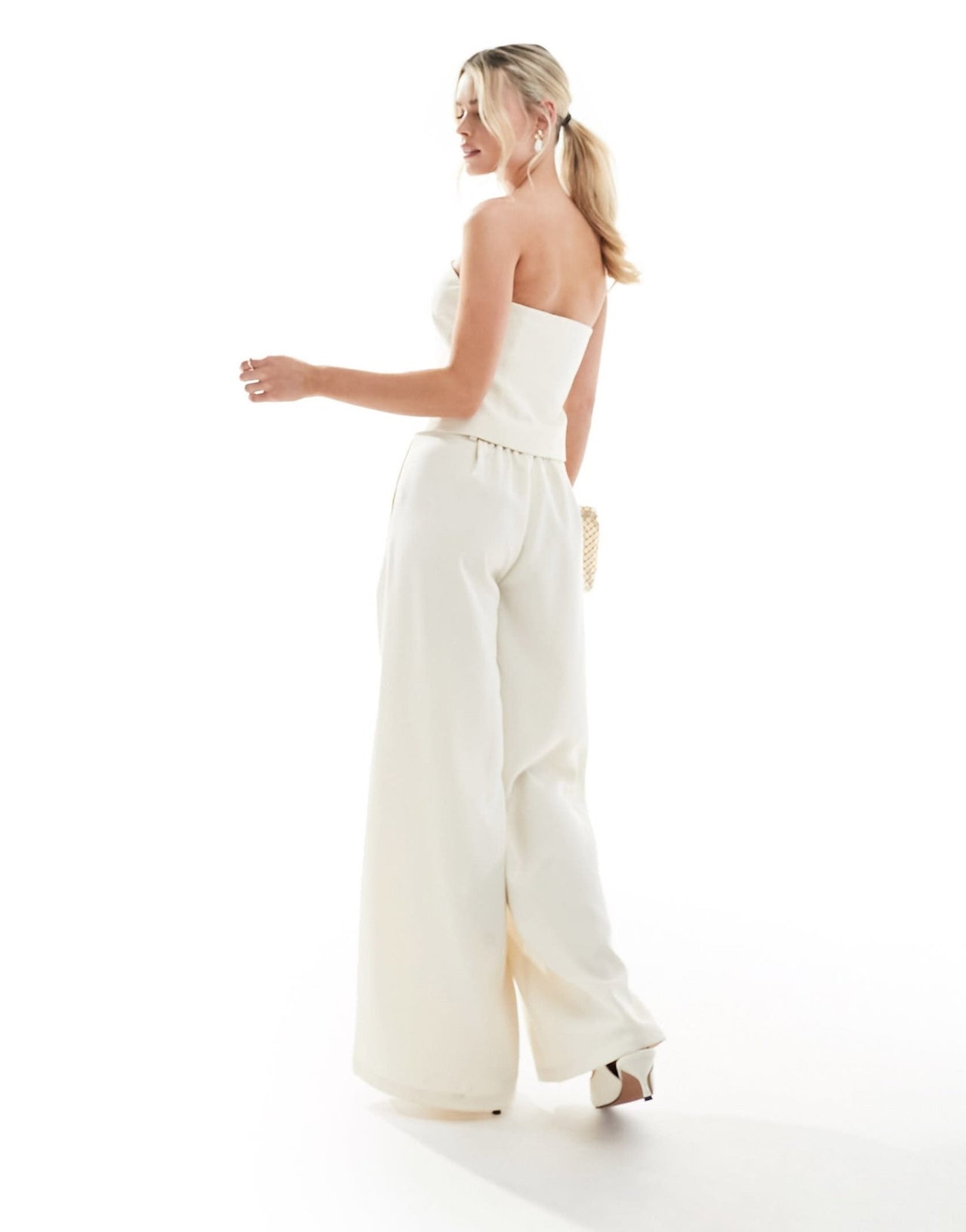 Extro & Vert Petite slim fit tailored trouser in beige co - ord - ASOS Sample Sale EU Store
