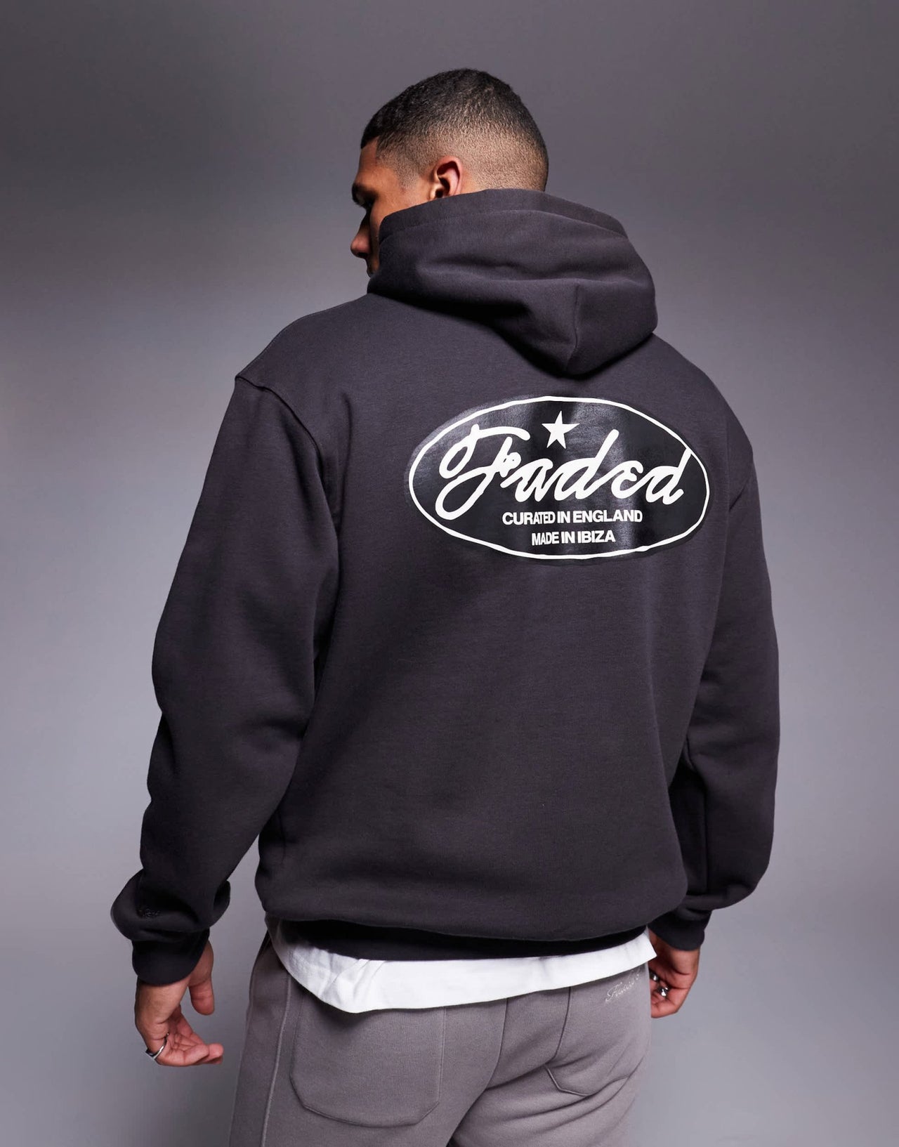 Faded Store contrast script logo back hoodie in charcoal - ASOS Sample Sale EU Store