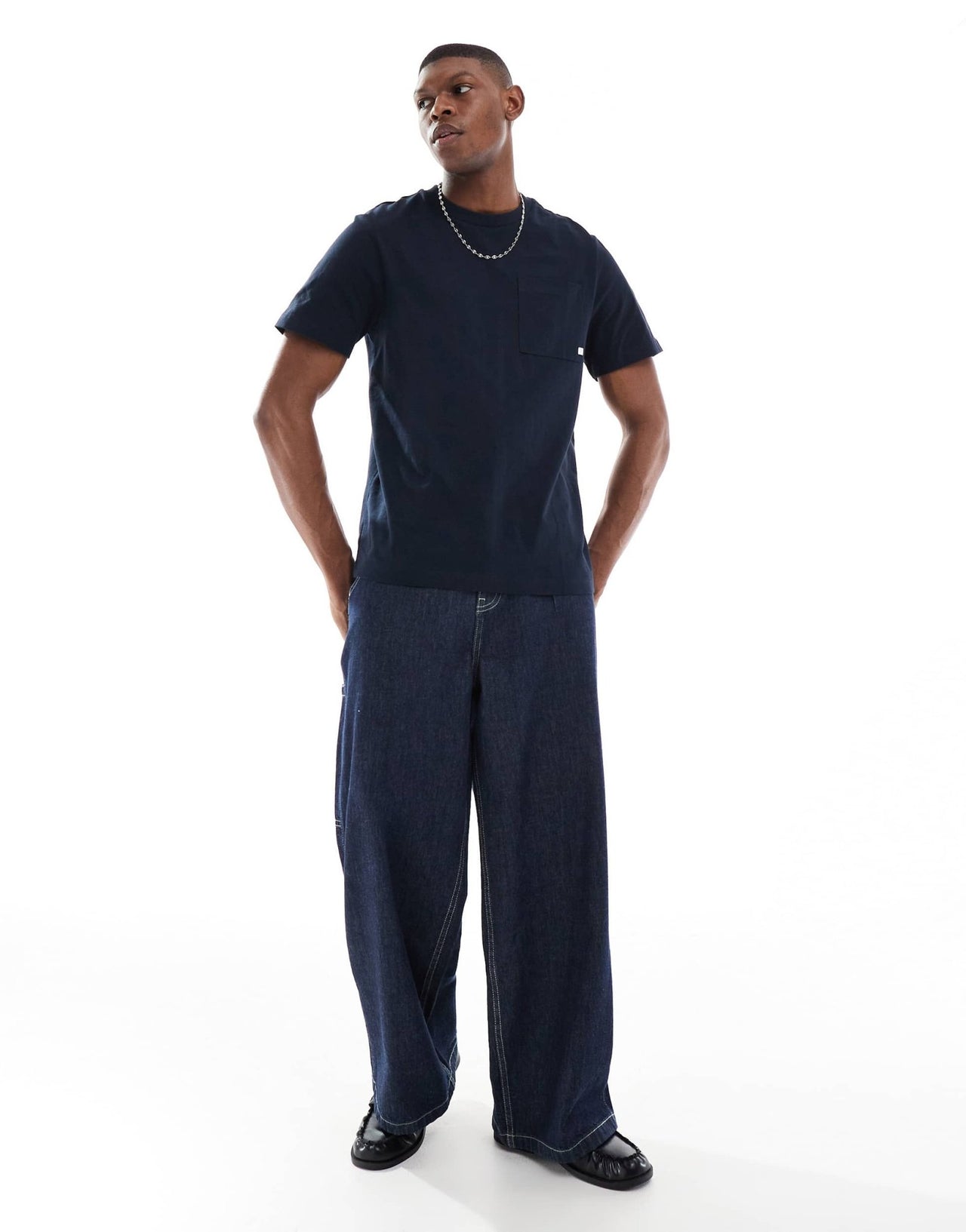Farah stacy pocket t-shirt in navy - ASOS Sample Sale EU Store
