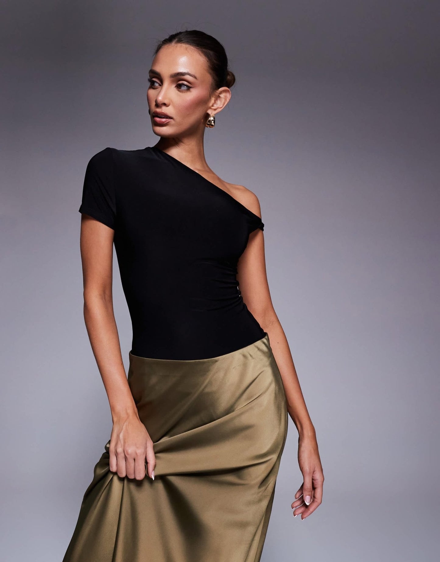 Fashionkilla double sculpted slinky asymmetric twist detail body in black - ASOS Sample Sale EU Store