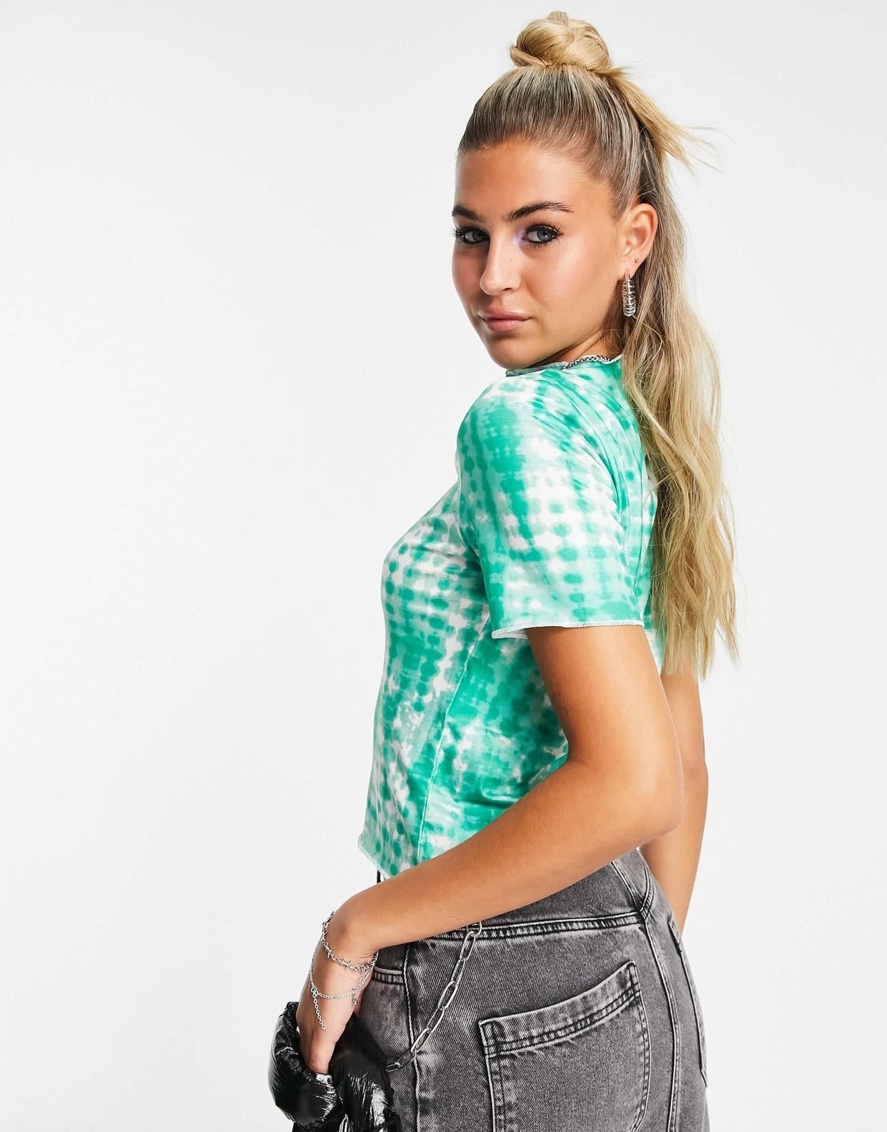 Fire & Glory alisa tie dye cropped t-shirt in green - ASOS Sample Sale EU Store