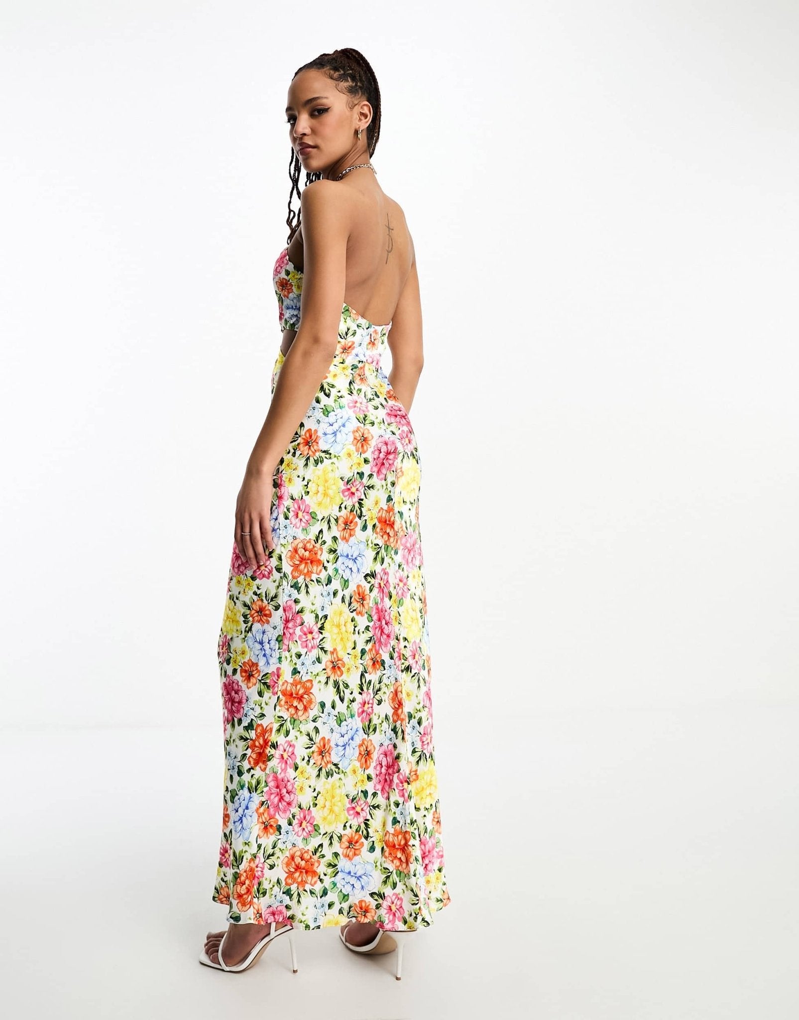 Forever New chain halter neck maxi dress in yellow and pink floral - ASOS Sample Sale EU Store