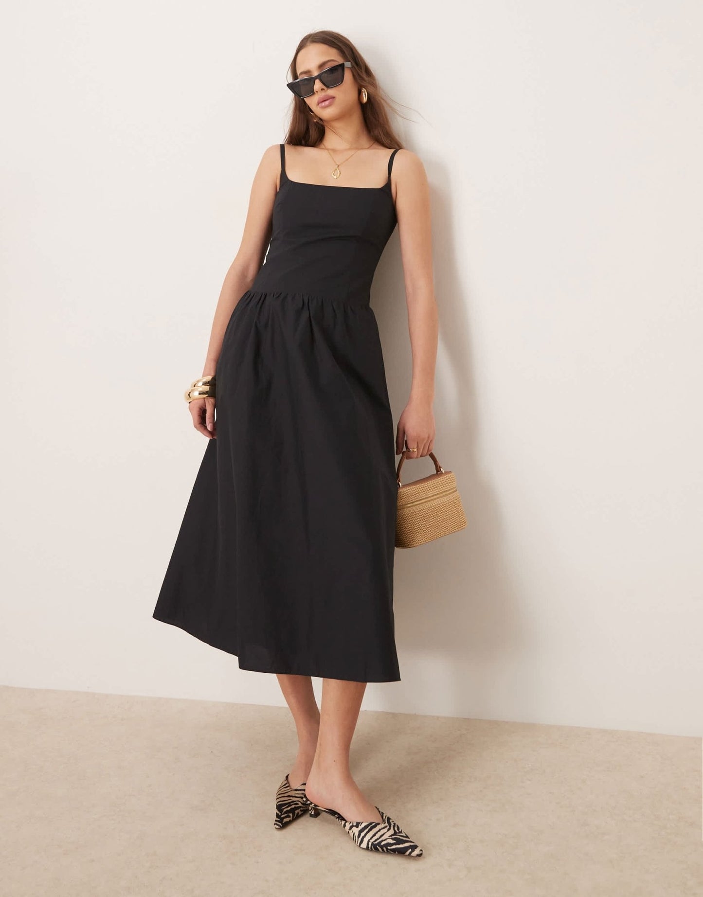 Forever New drop hem midaxi dress in black - ASOS Sample Sale EU Store