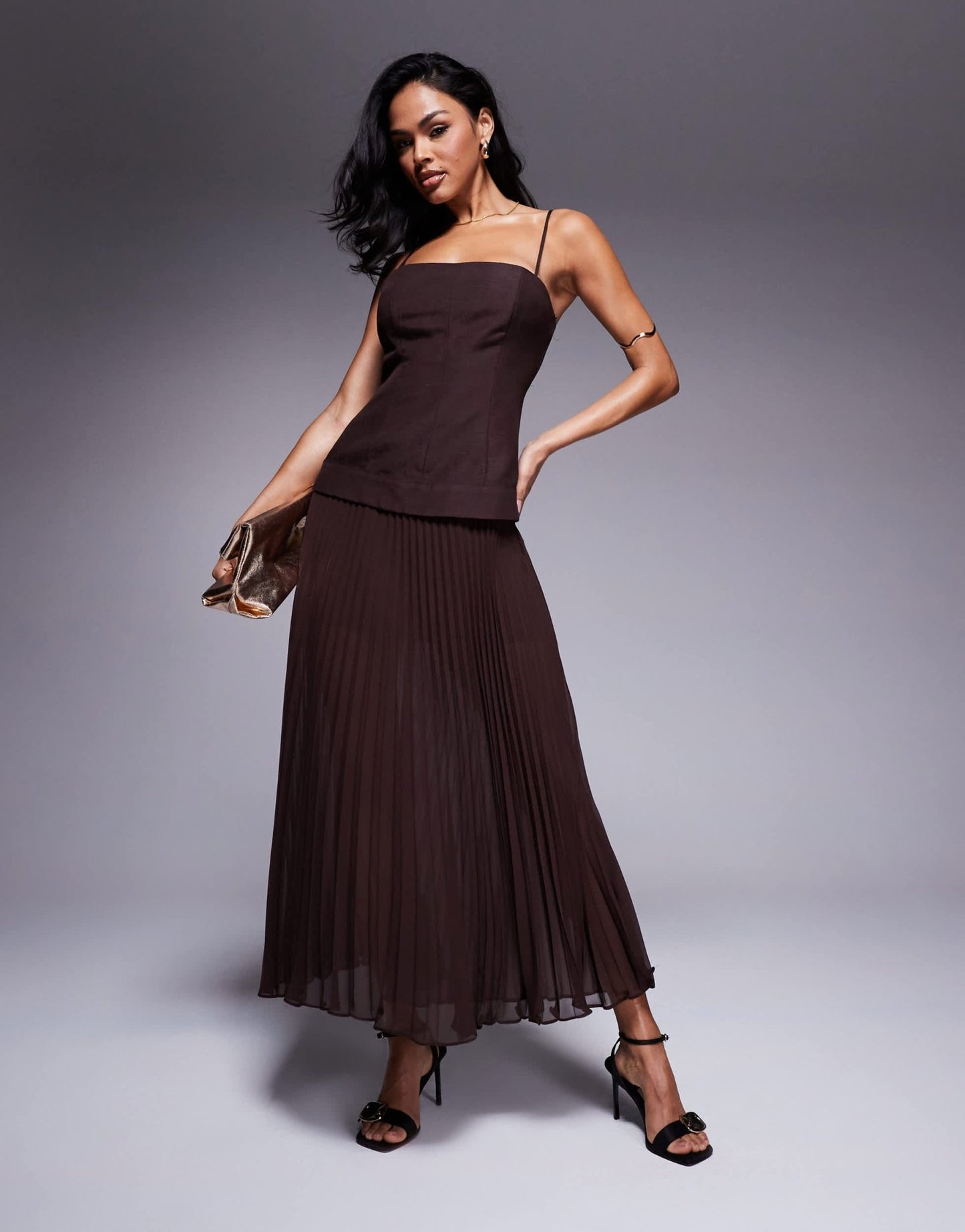 Forever New drop hem pleated midaxi dress in chocolate brown - ASOS Sample Sale EU Store