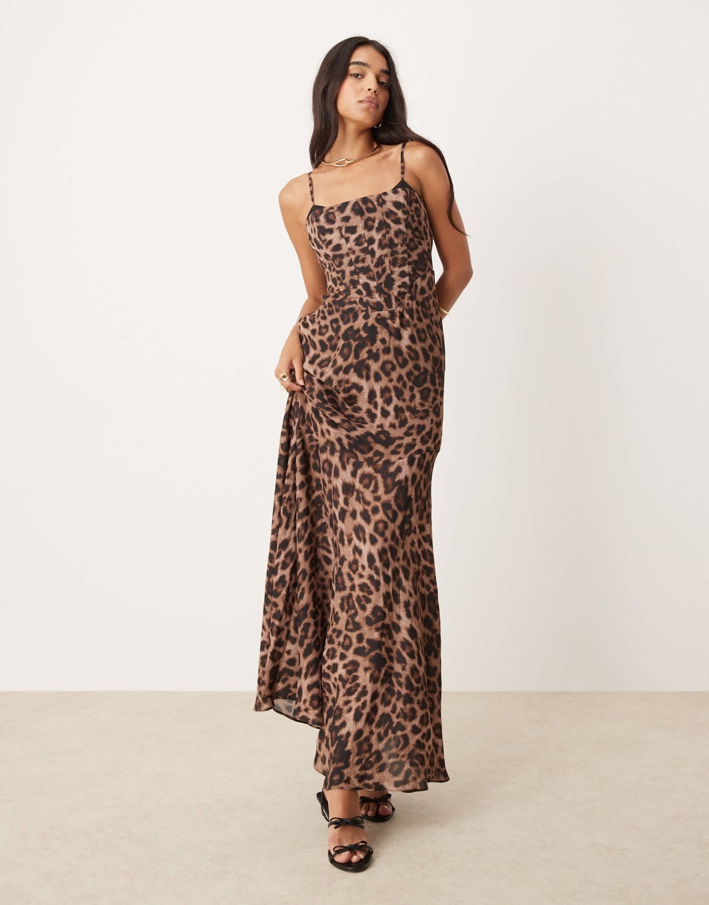 Forever New exposed cup corset maxi dress in leopard print - ASOS Sample Sale EU Store