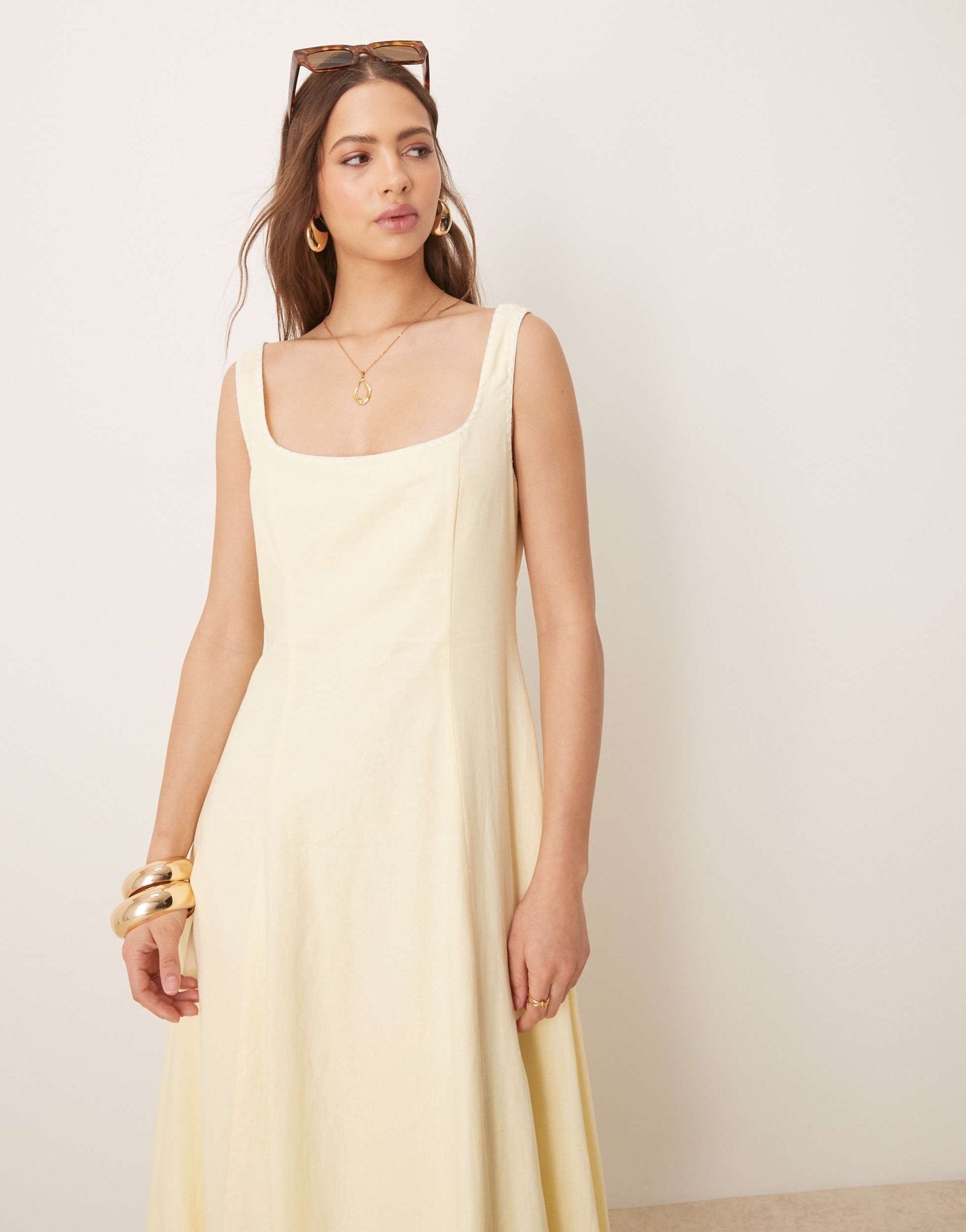 Forever New linen contrast stitch midaxi dress in lemon - ASOS Sample Sale EU Store