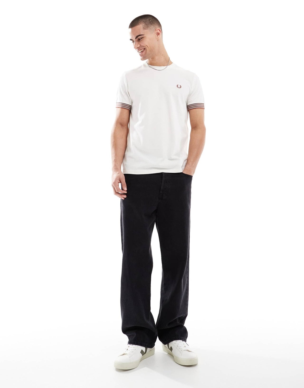 Fred Perry relaxed t-shirt in light beige with striped sleeve cuff - ASOS Sample Sale EU Store